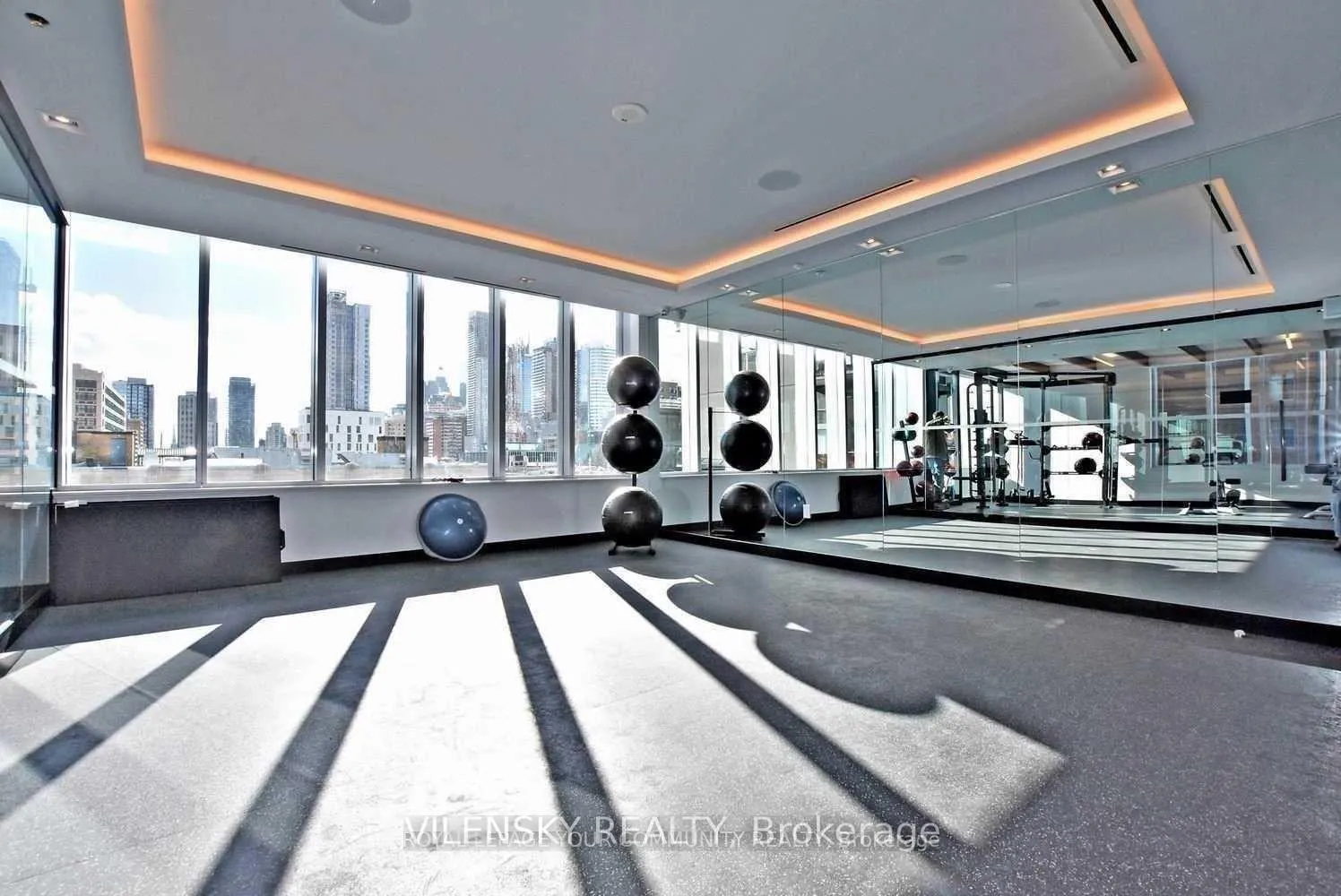 Photo 3 of Unit 1807, 89 Mcgill Street, Toronto, Church-Yonge Corridor — HOMEH