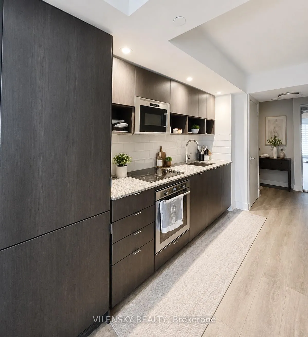 Photo 6 of Unit 1807, 89 Mcgill Street, Toronto, Church-Yonge Corridor — HOMEH