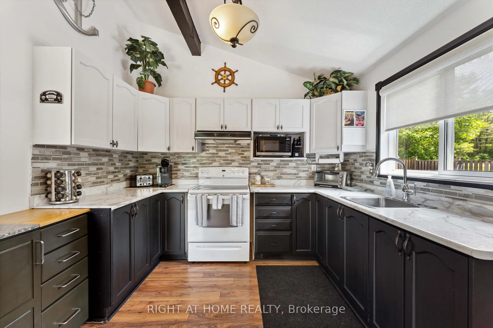 Photo 8 of 5171 Severn Pines Crescent, Severn, Rural Severn — HOMEH