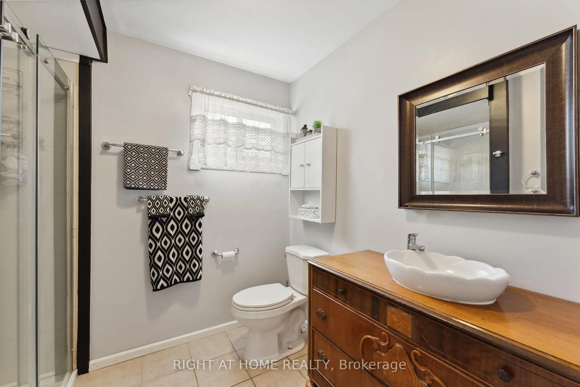 Photo 14 of 5171 Severn Pines Crescent, Severn, Rural Severn — HOMEH