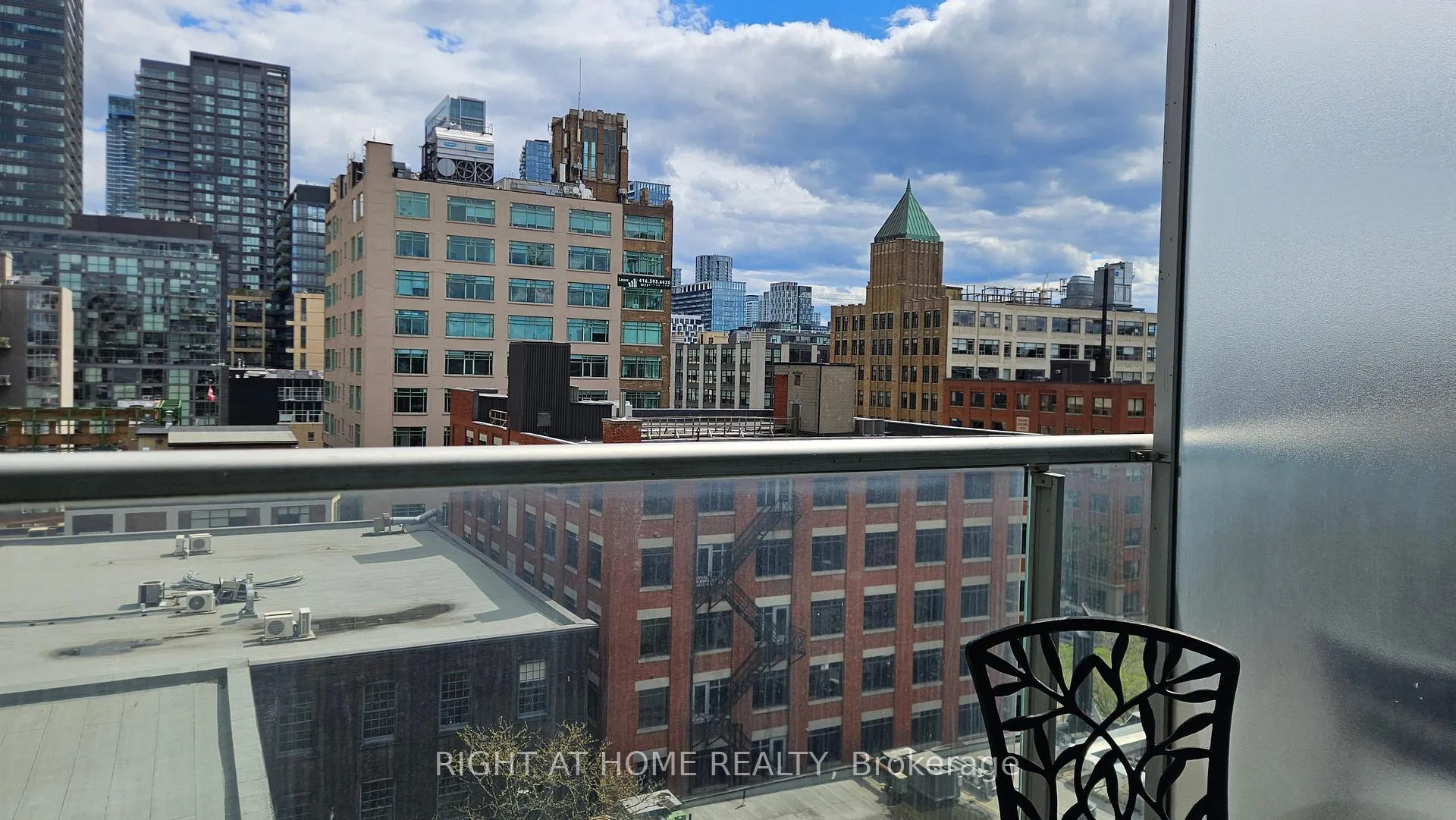 Photo 27 of Unit 910, 388 Richmond Avenue W, Toronto, Waterfront Communities — HOMEH
