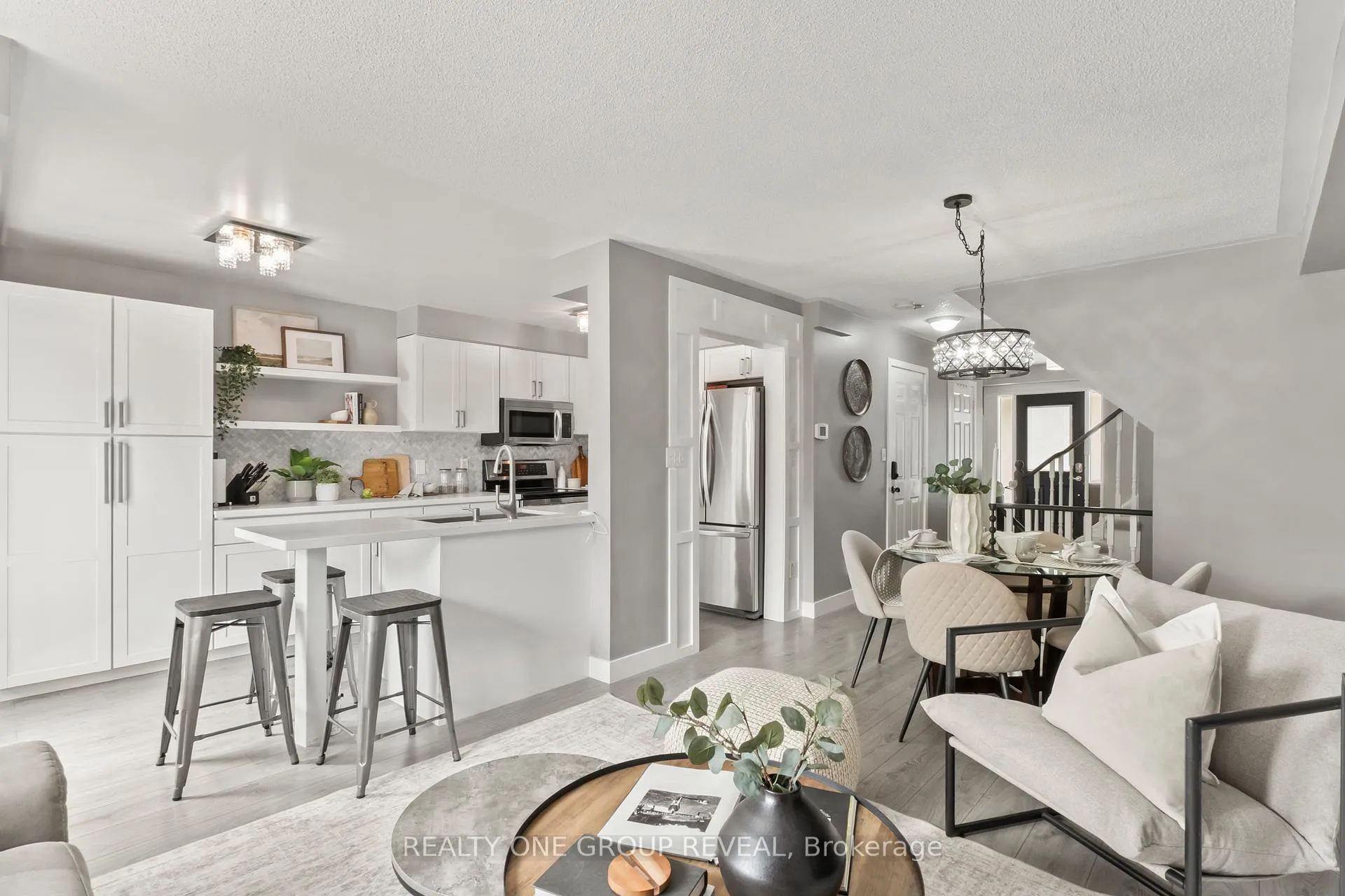 Photo 14 of 77 Wilkins Crescent, Clarington, Courtice — HOMEH