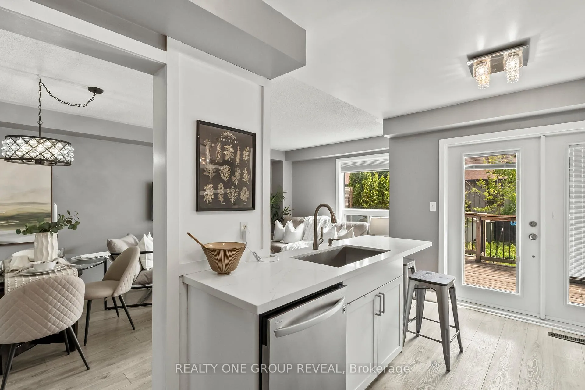 Photo 15 of 77 Wilkins Crescent, Clarington, Courtice — HOMEH