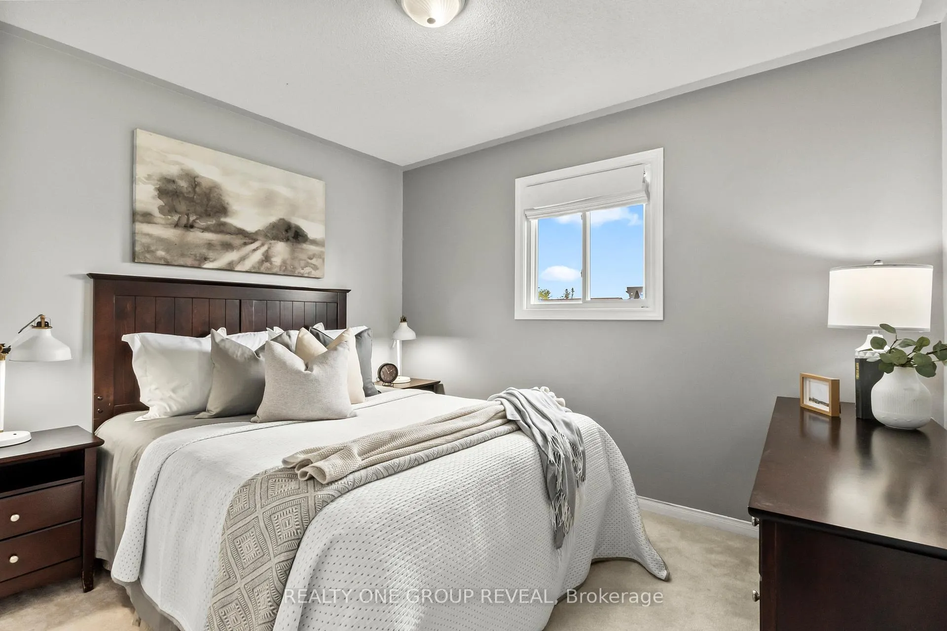 Photo 24 of 77 Wilkins Crescent, Clarington, Courtice — HOMEH
