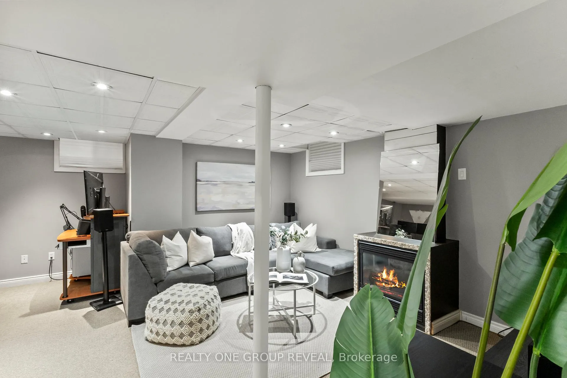 Photo 29 of 77 Wilkins Crescent, Clarington, Courtice — HOMEH