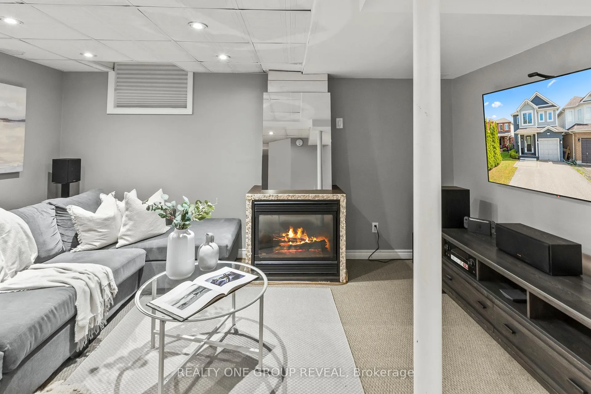 Photo 33 of 77 Wilkins Crescent, Clarington, Courtice — HOMEH