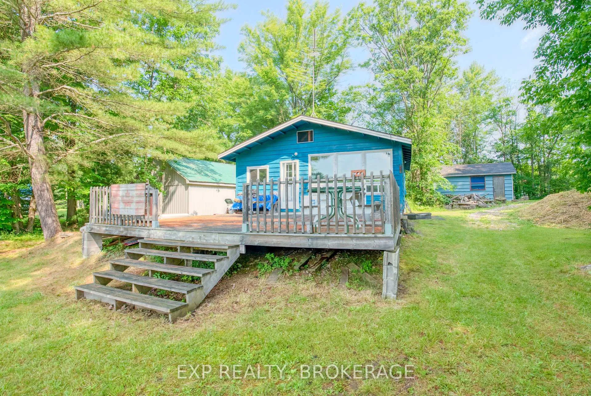 Photo 8 of 1036 Turner Way, Frontenac, Frontenac Centre — HOMEH
