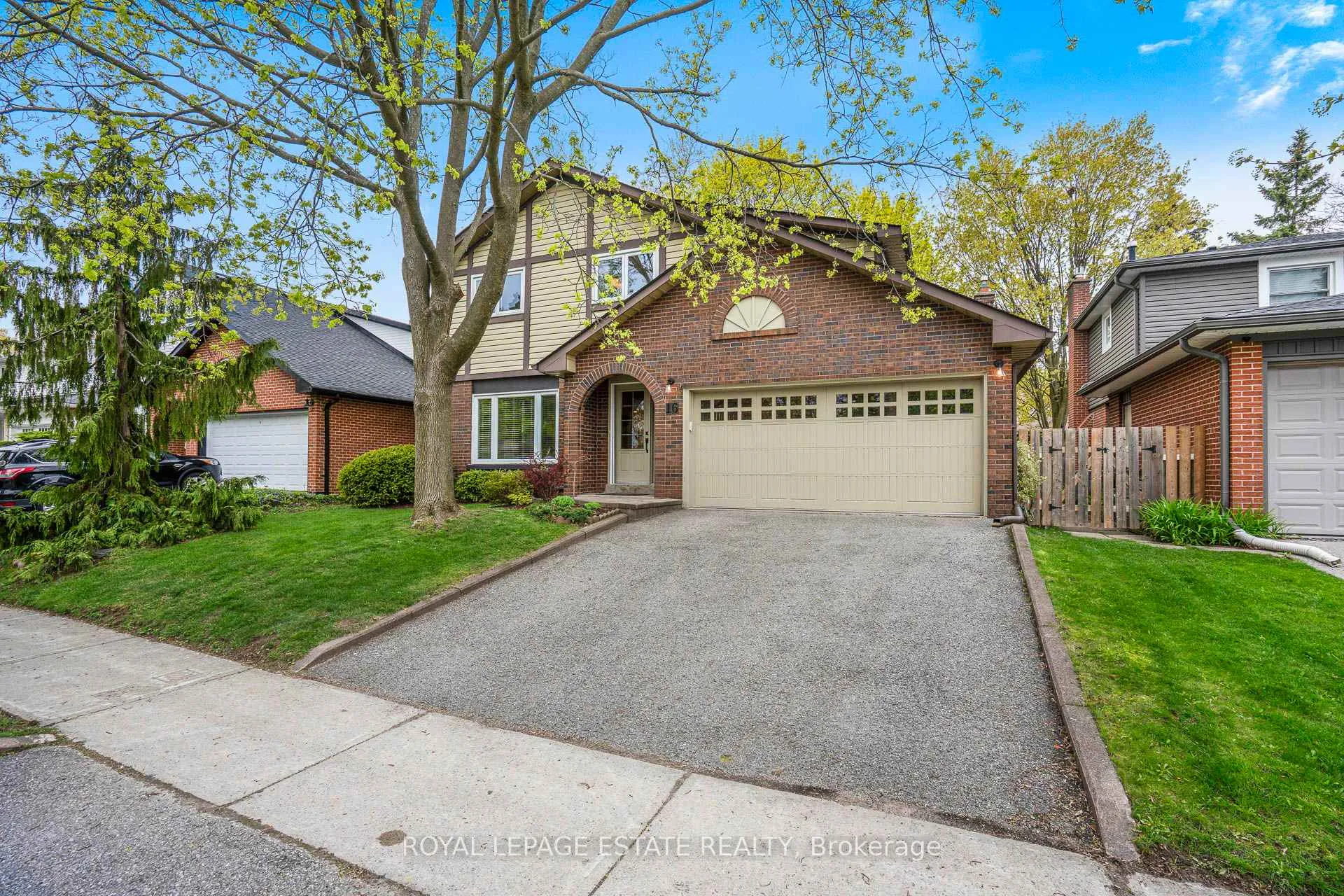 Photo 1 of 16 Elkwood Drive, Scarborough, Centennial Scarborough — HOMEH