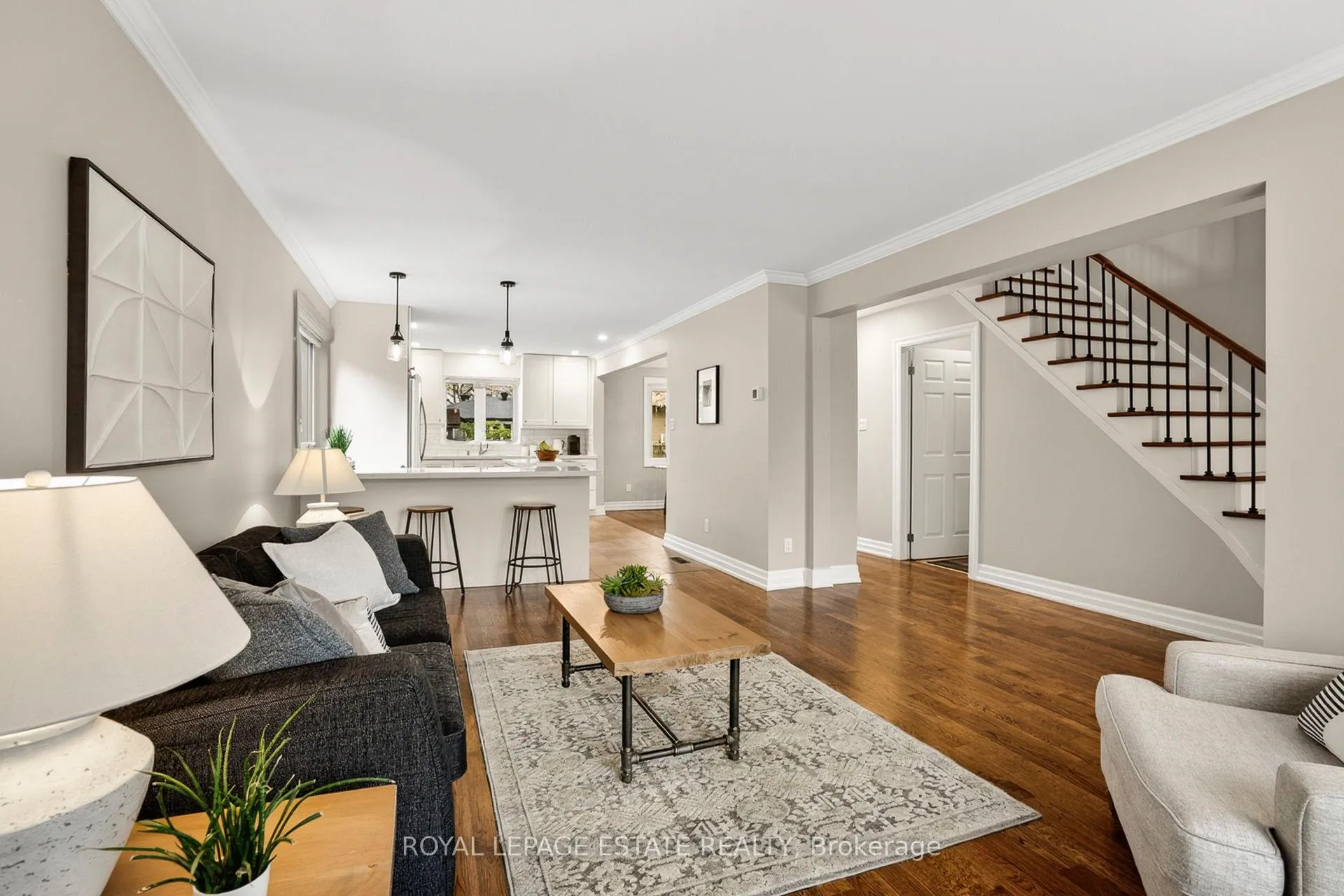 Photo 8 of 16 Elkwood Drive, Scarborough, Centennial Scarborough — HOMEH