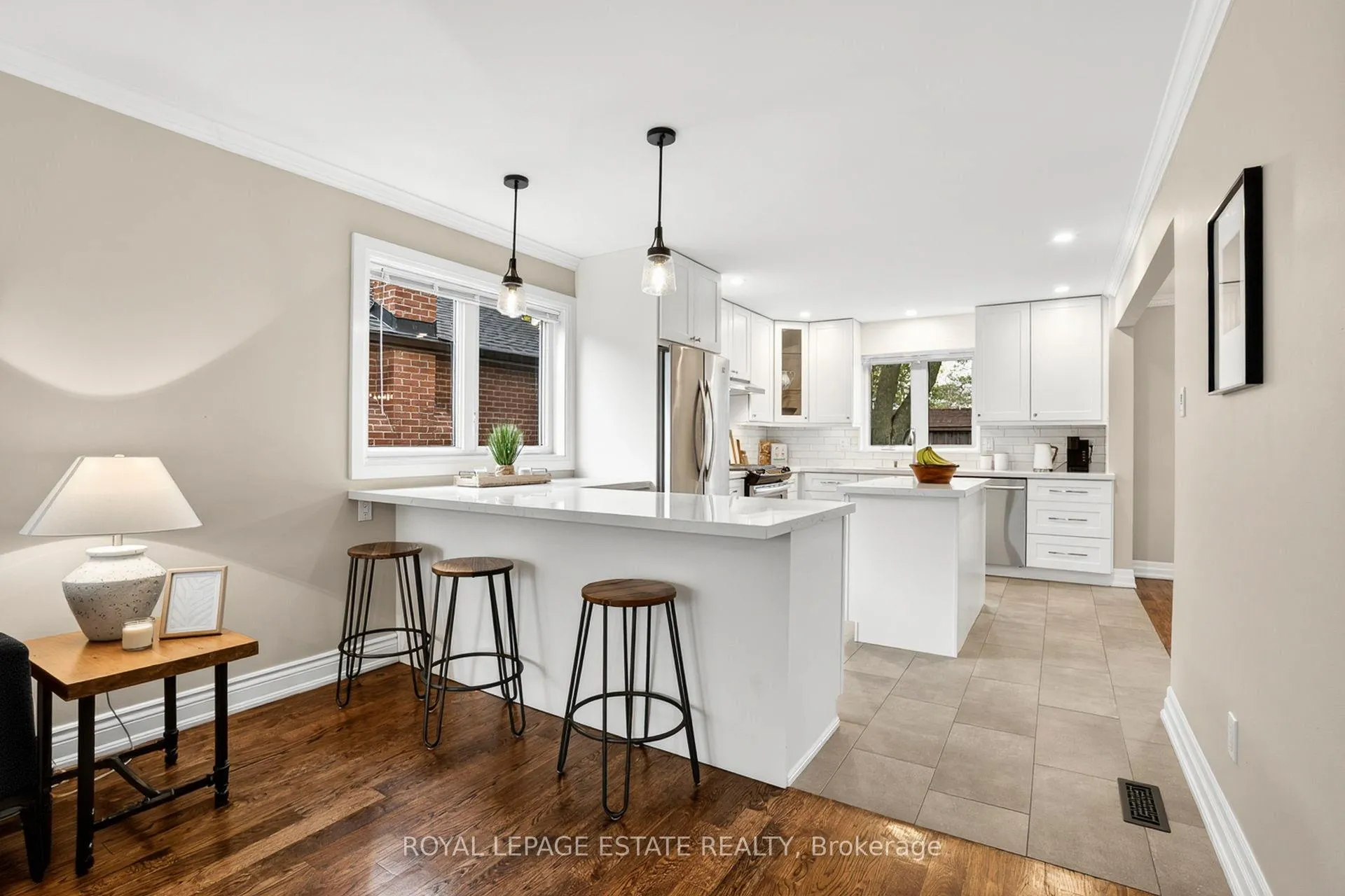 Photo 9 of 16 Elkwood Drive, Scarborough, Centennial Scarborough — HOMEH