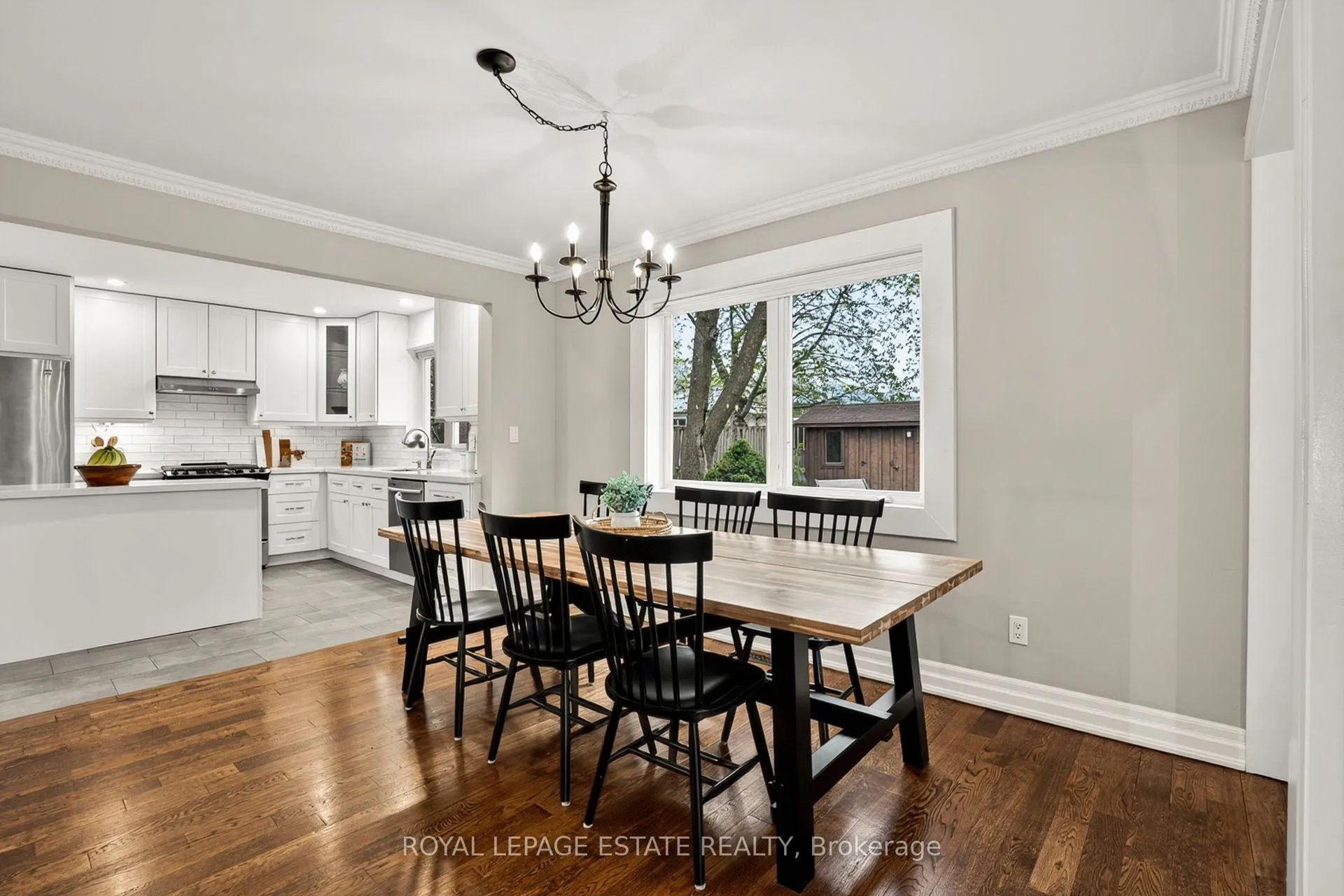 Photo 14 of 16 Elkwood Drive, Scarborough, Centennial Scarborough — HOMEH