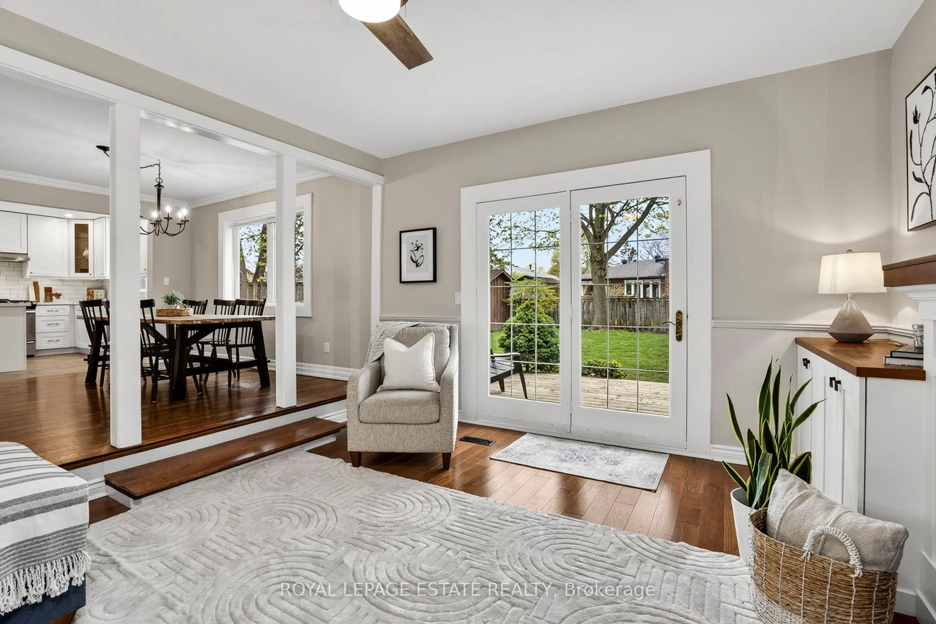 Photo 18 of 16 Elkwood Drive, Scarborough, Centennial Scarborough — HOMEH