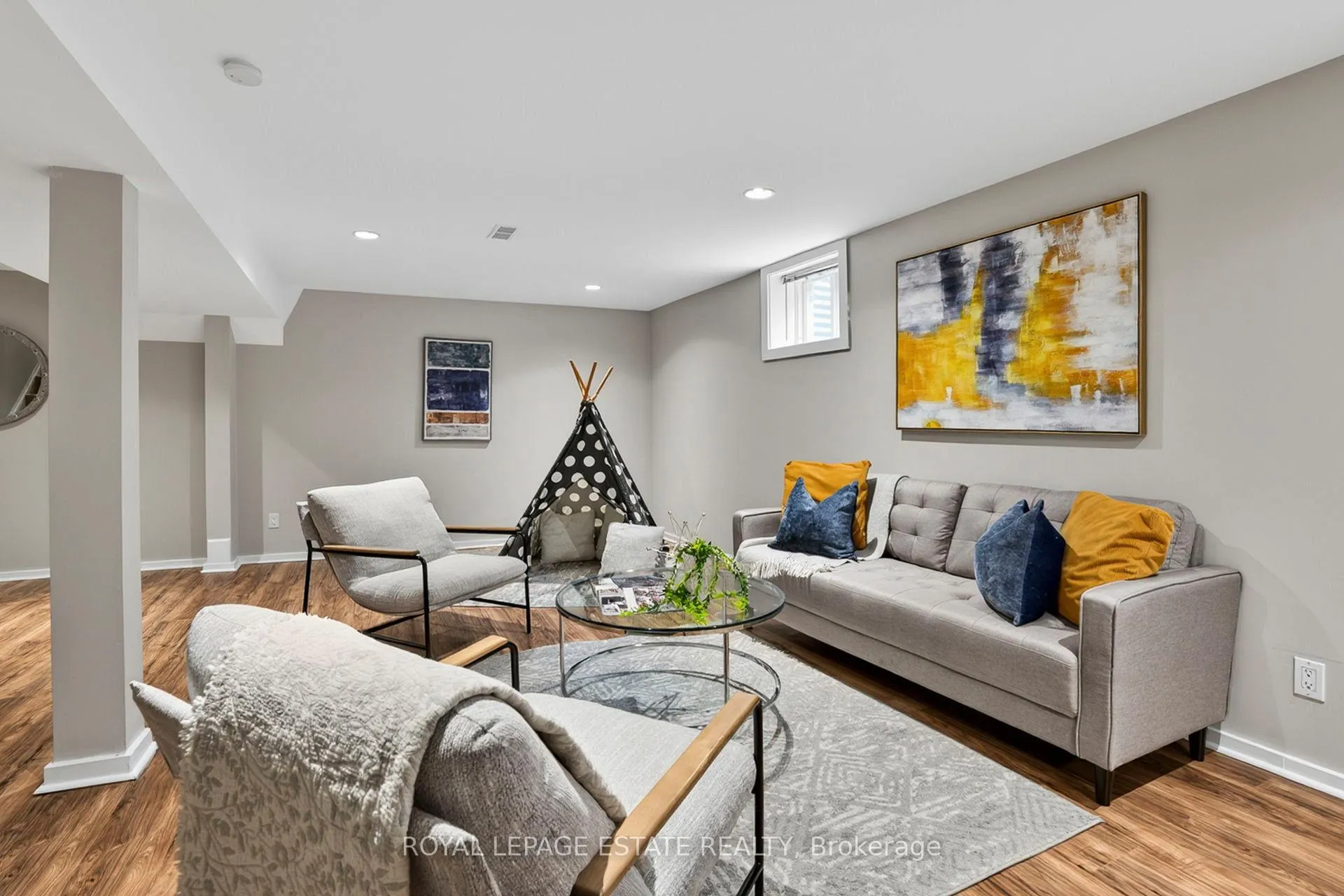 Photo 33 of 16 Elkwood Drive, Scarborough, Centennial Scarborough — HOMEH