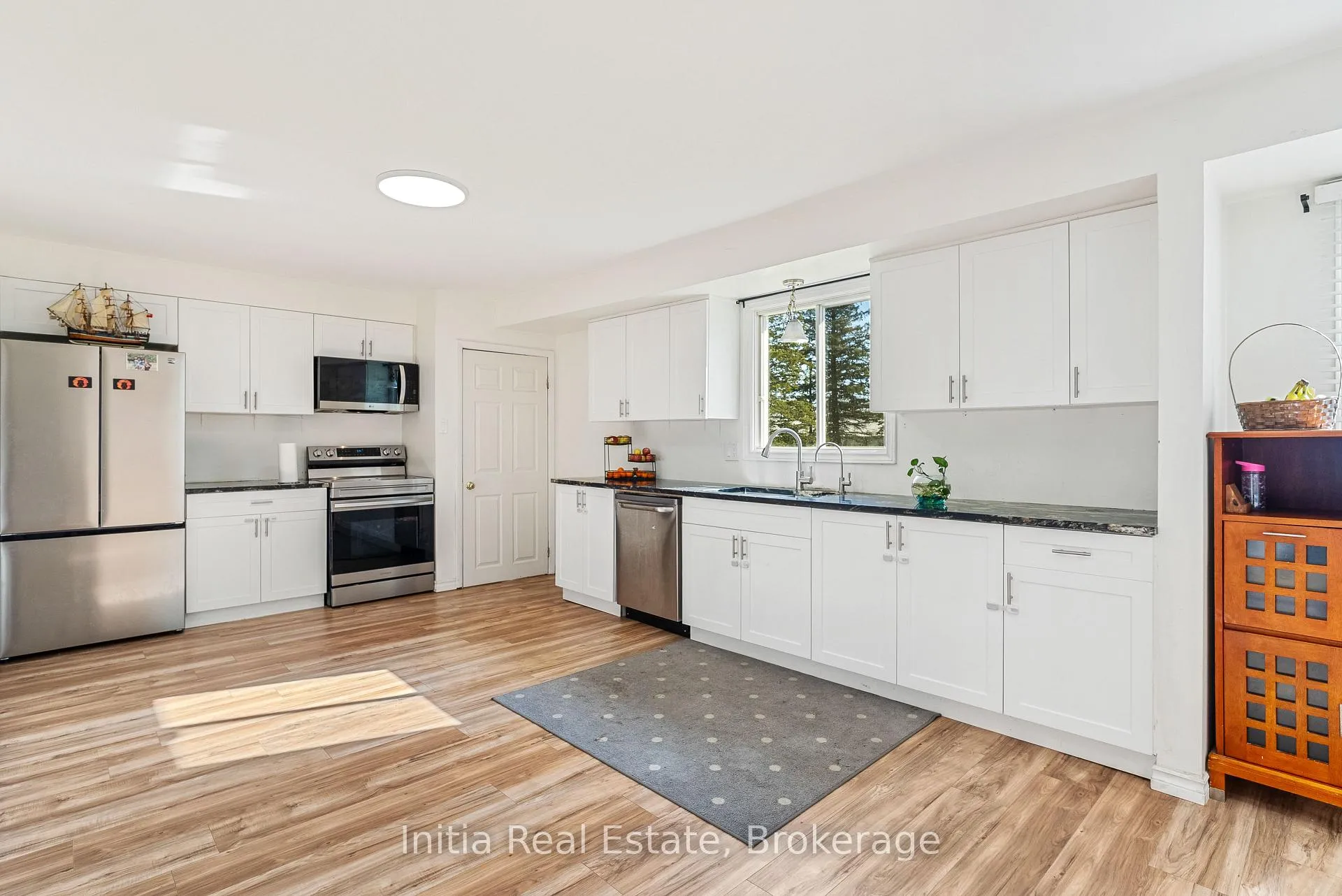 Photo 18 of 22821 Denfield Road, Middlesex Centre, Rural Middlesex Centre — HOMEH