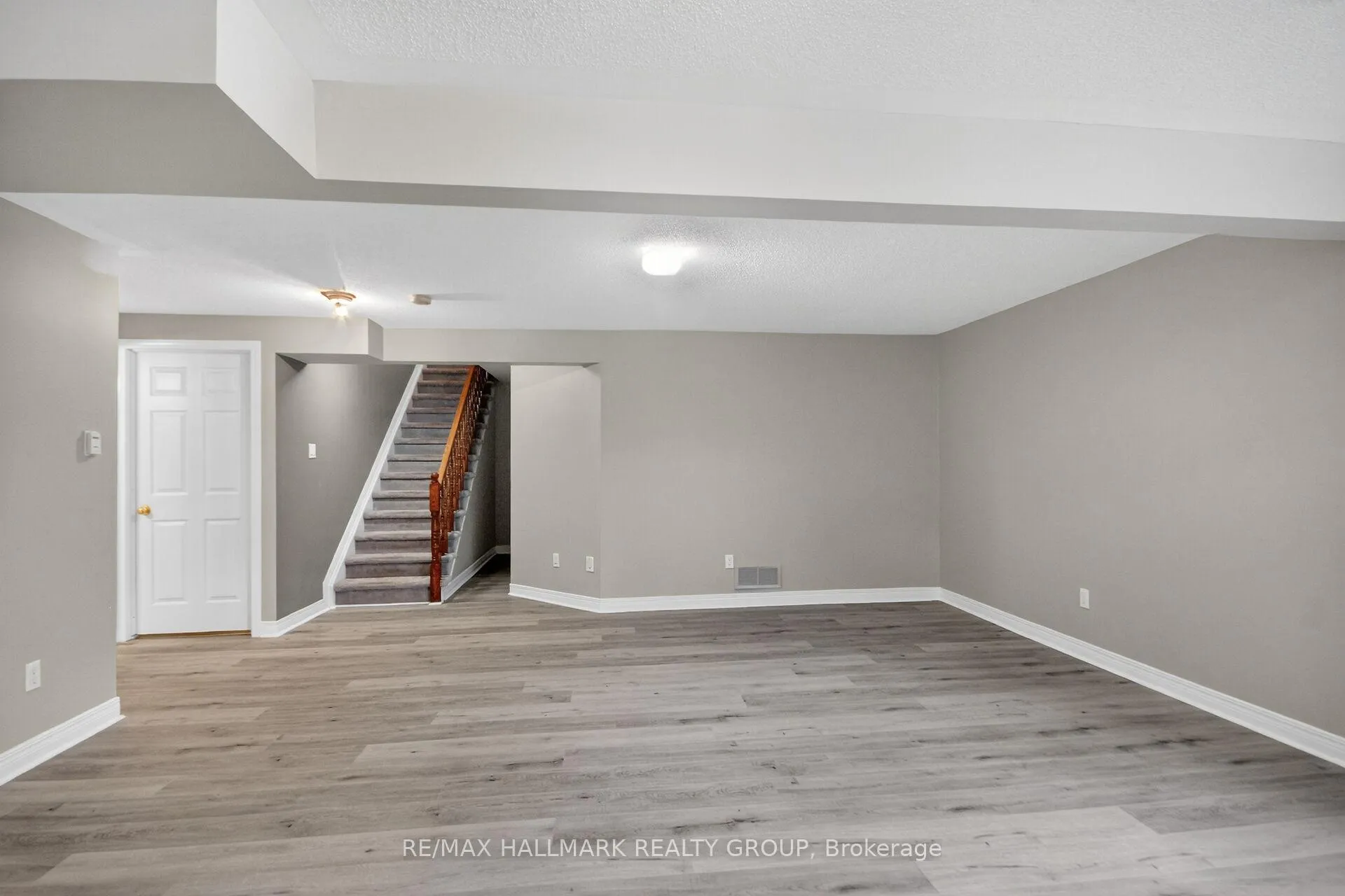 Photo 21 of 4 Peregrine Crescent, Ottawa, Kanata - Bridlewood — HOMEH