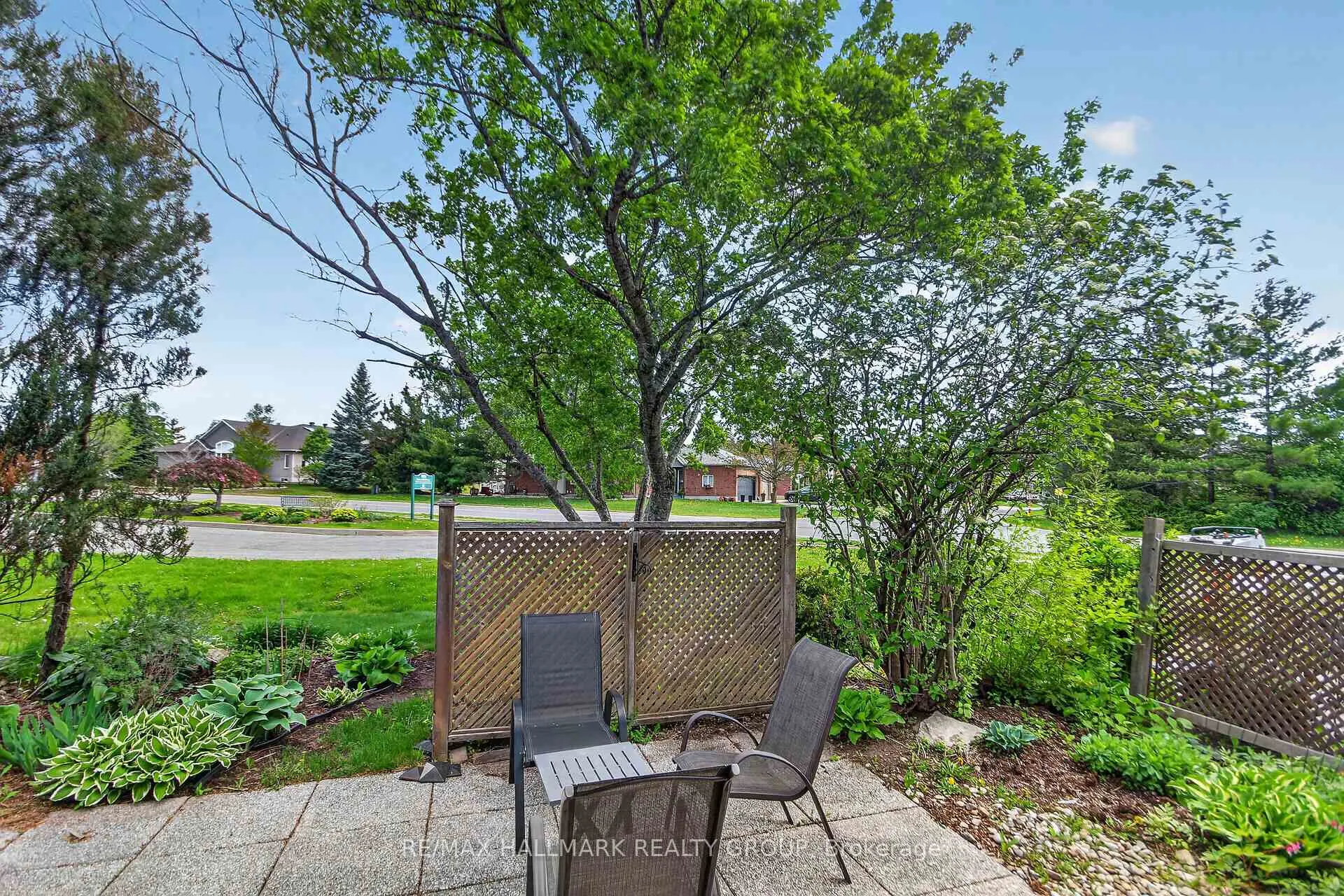 Photo 24 of 4 Peregrine Crescent, Ottawa, Kanata - Bridlewood — HOMEH