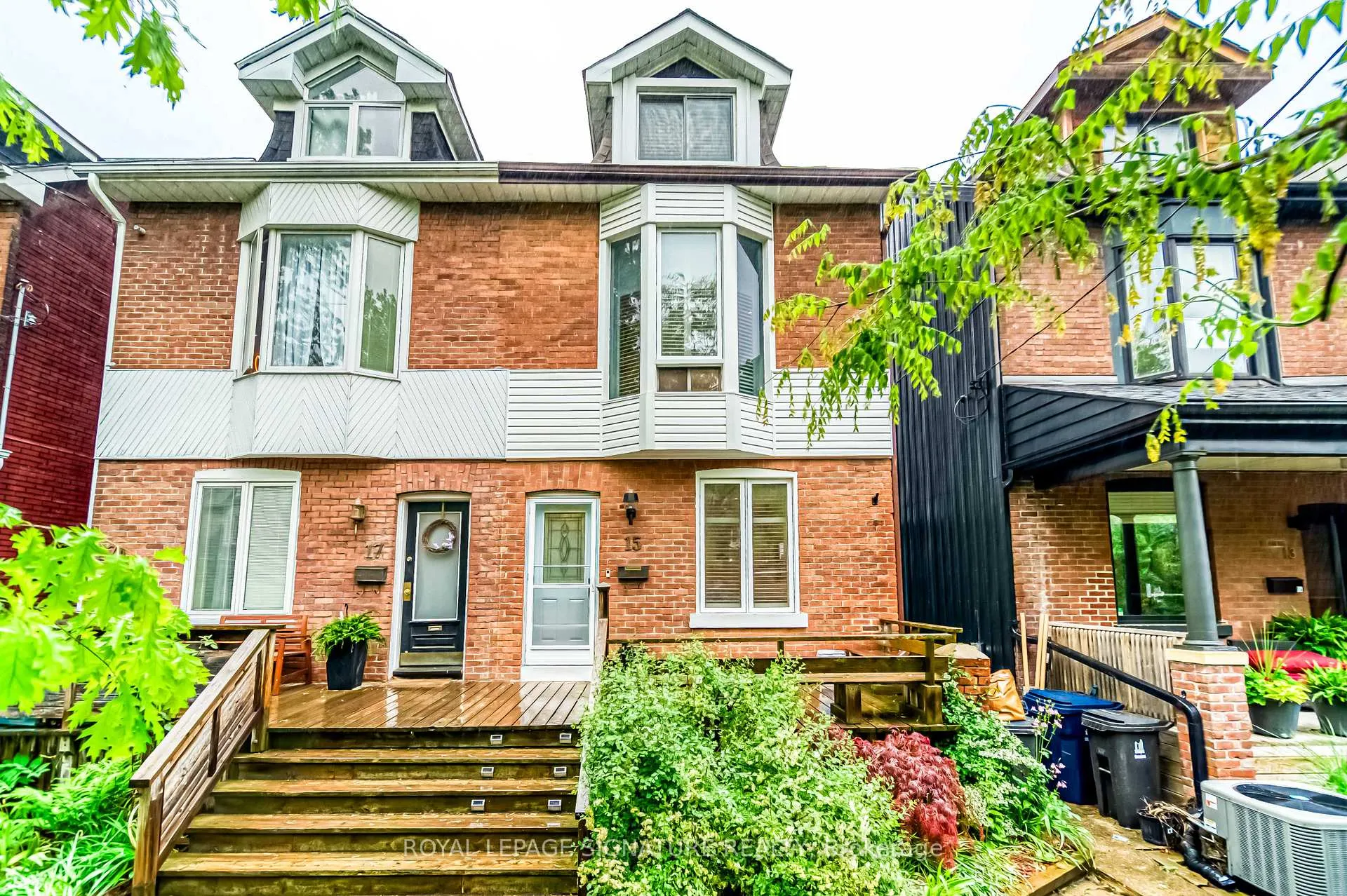 Front of 15 Galt Avenue