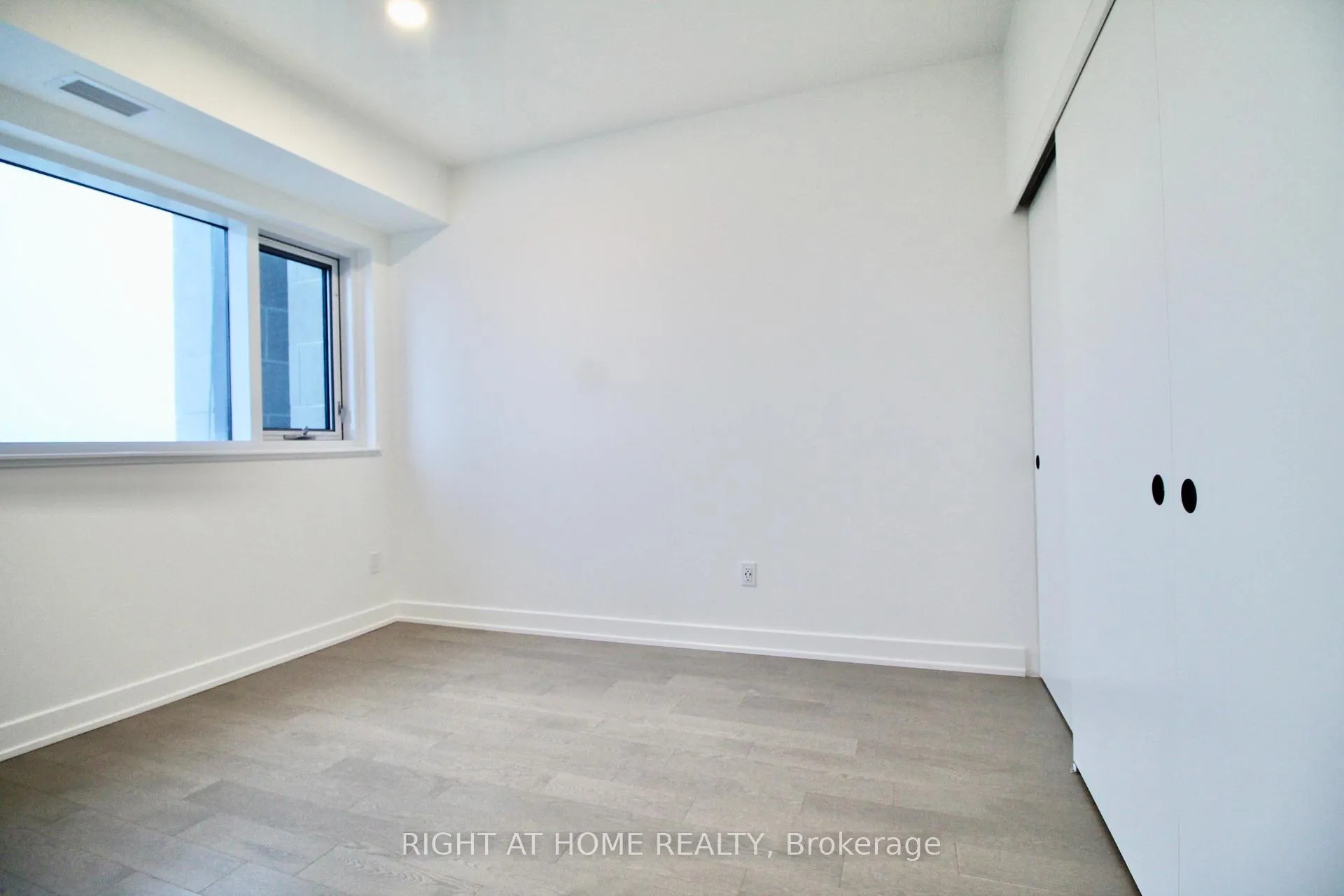 Photo 14 of Unit 1006, 560 Rideau Street, Ottawa, Sandy Hill — HOMEH