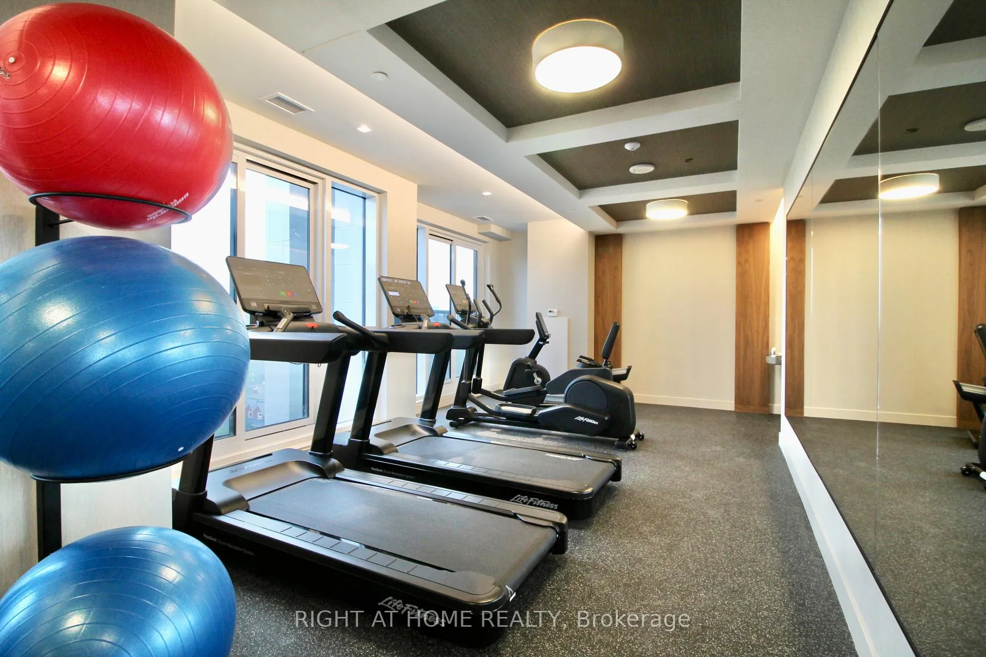 Photo 15 of Unit 1006, 560 Rideau Street, Ottawa, Sandy Hill — HOMEH