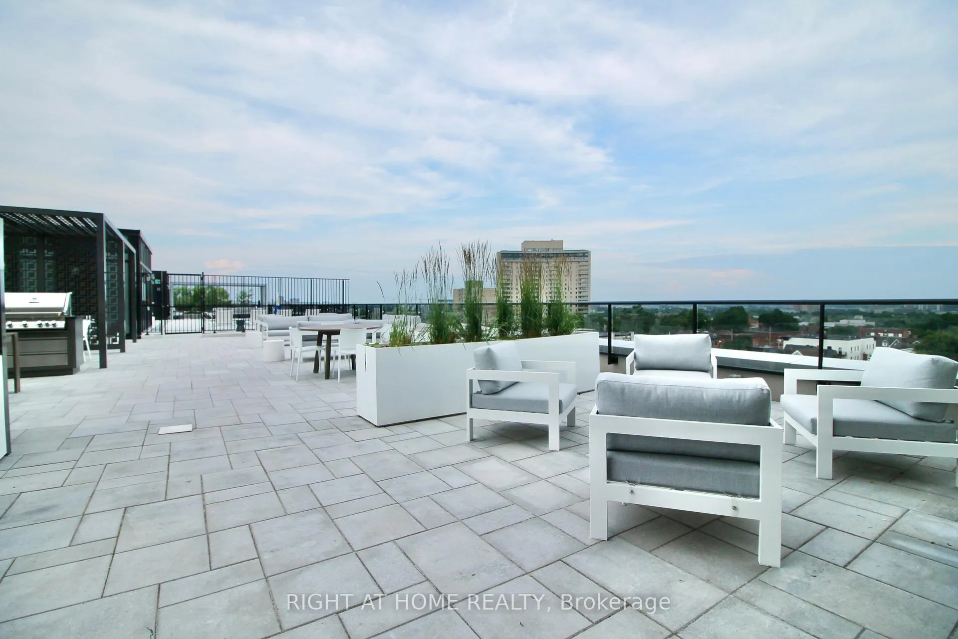 Photo 27 of Unit 1006, 560 Rideau Street, Ottawa, Sandy Hill — HOMEH