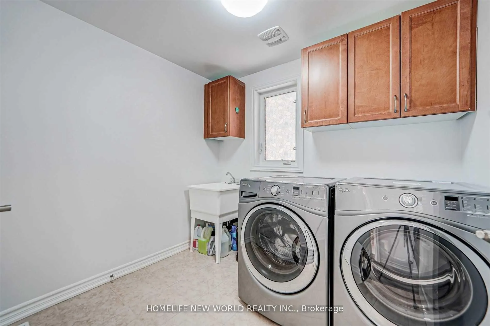 Photo 8 of Unit Main Floor, 10 Earl Goodyear Road, Markham, Victoria Square — HOMEH