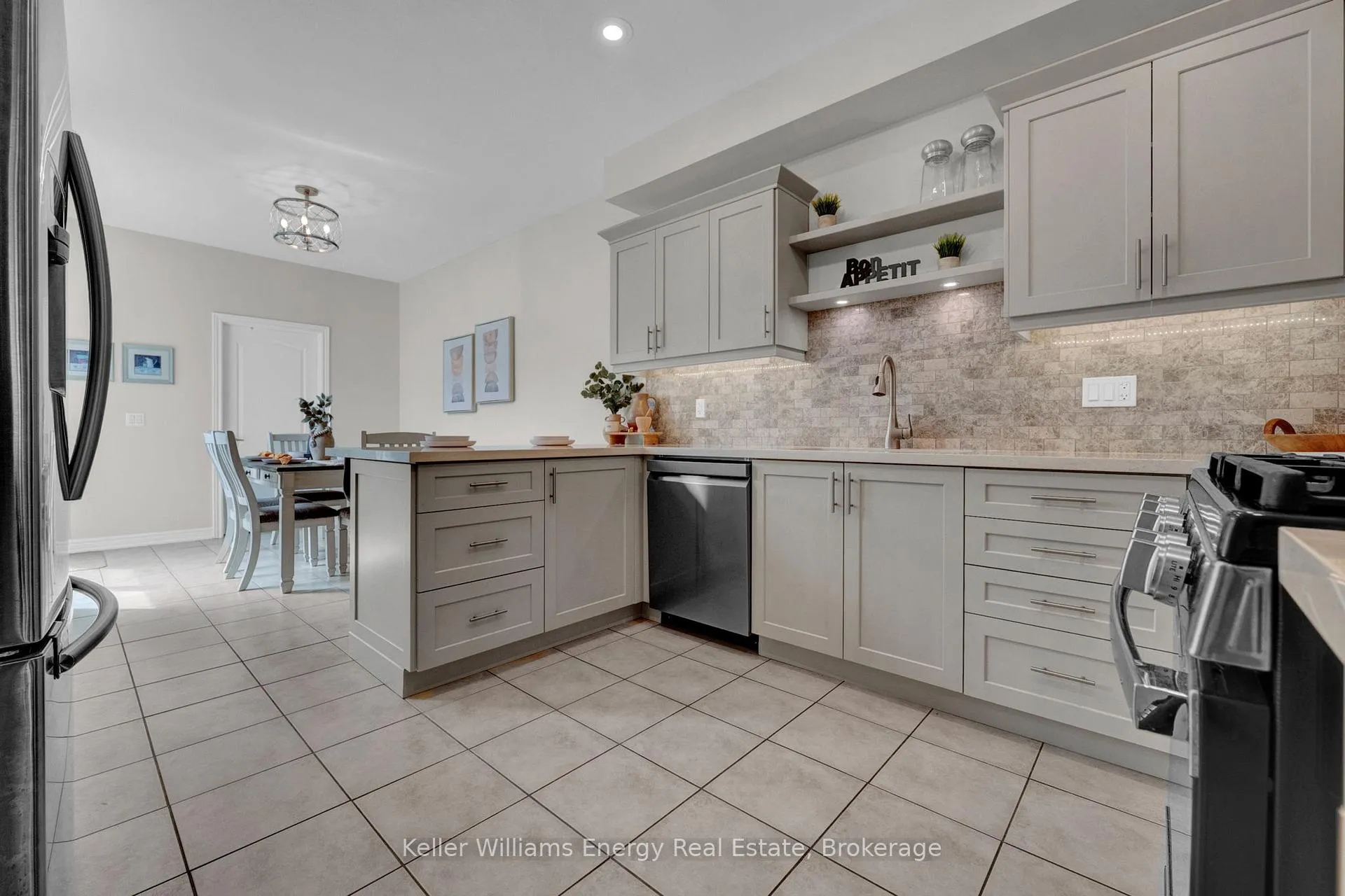 Photo 16 of 799 Kane Terrace, Cobourg — HOMEH