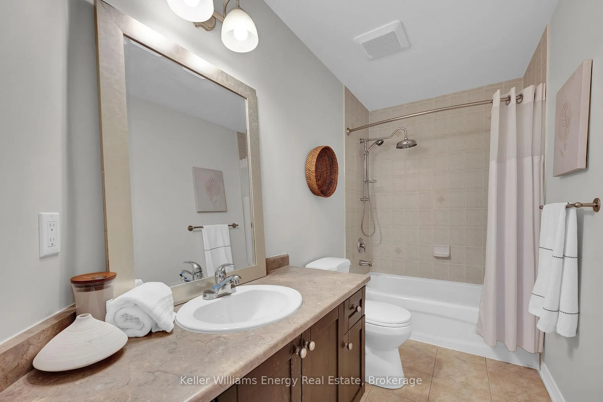 Photo 37 of 799 Kane Terrace, Cobourg — HOMEH
