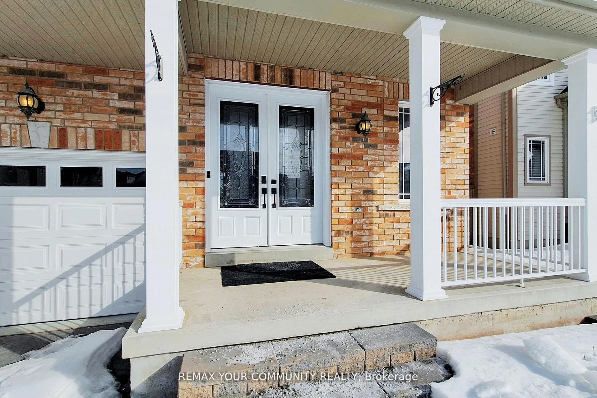 Photo 1 of Unit Upper Level & Main Level, 25 Bache Avenue, Georgina, Keswick South — HOMEH