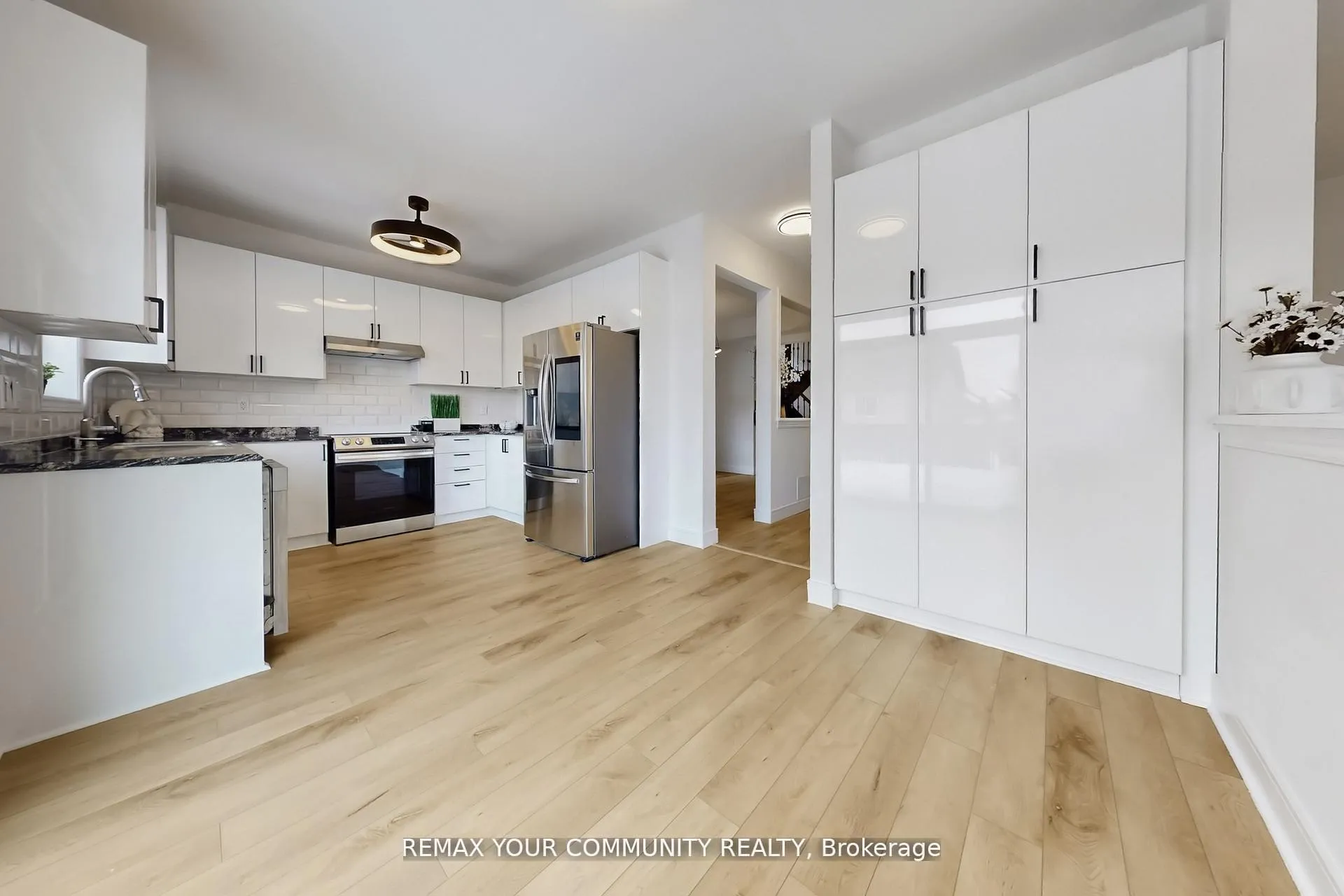 Photo 20 of Unit Upper Level & Main Level, 25 Bache Avenue, Georgina, Keswick South — HOMEH