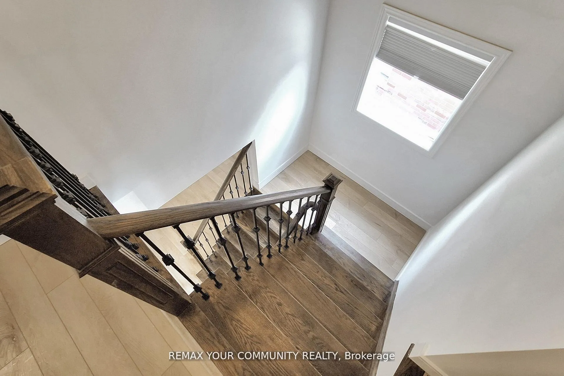 Photo 25 of Unit Upper Level & Main Level, 25 Bache Avenue, Georgina, Keswick South — HOMEH