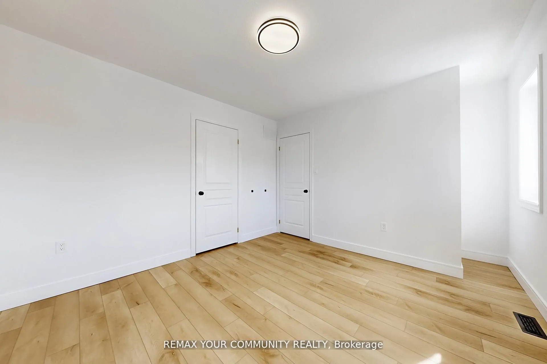 Photo 39 of Unit Upper Level & Main Level, 25 Bache Avenue, Georgina, Keswick South — HOMEH