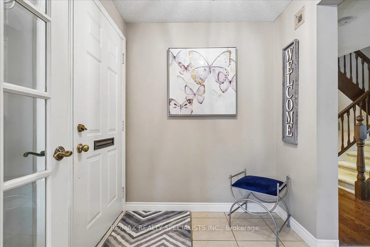 Photo 3 of Unit 3, 1507 Upper Middle Road, Burlington, Tyandaga — HOMEH