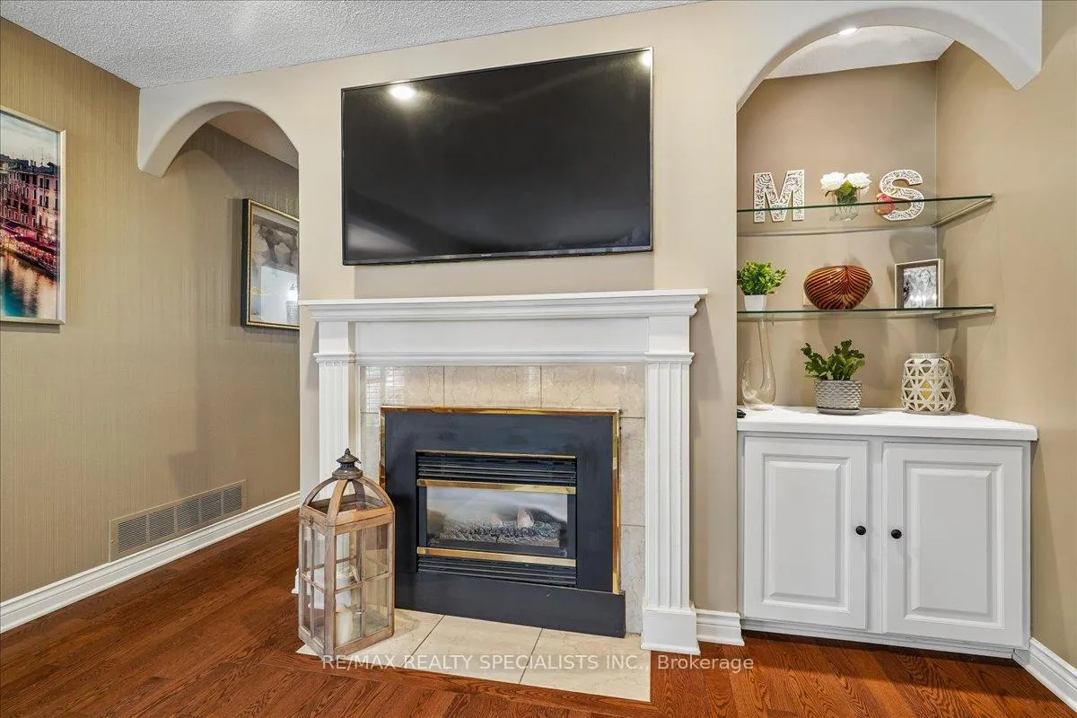 Photo 8 of Unit 3, 1507 Upper Middle Road, Burlington, Tyandaga — HOMEH