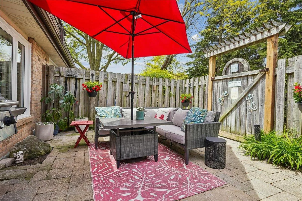 Photo 17 of Unit 3, 1507 Upper Middle Road, Burlington, Tyandaga — HOMEH
