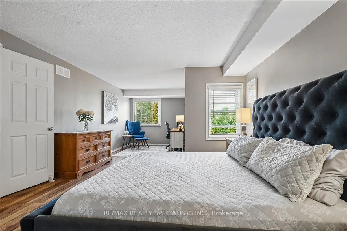 Photo 24 of Unit 3, 1507 Upper Middle Road, Burlington, Tyandaga — HOMEH