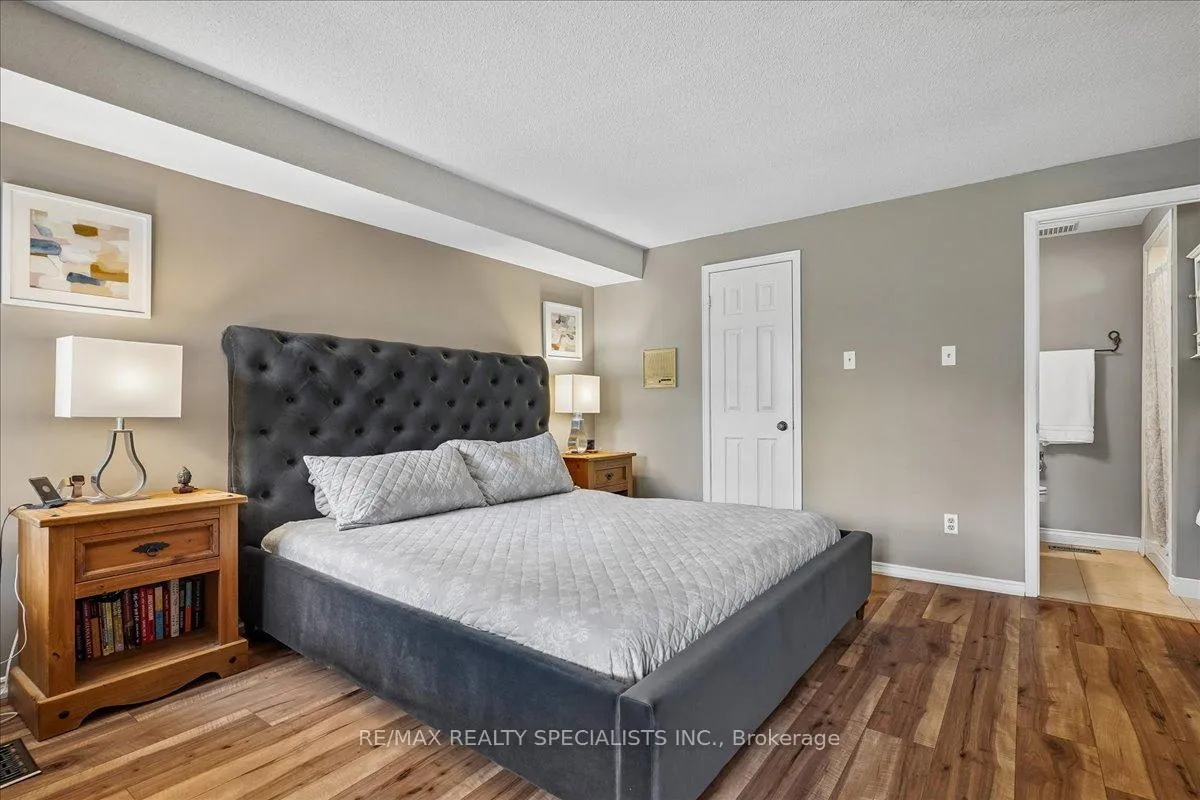 Photo 26 of Unit 3, 1507 Upper Middle Road, Burlington, Tyandaga — HOMEH
