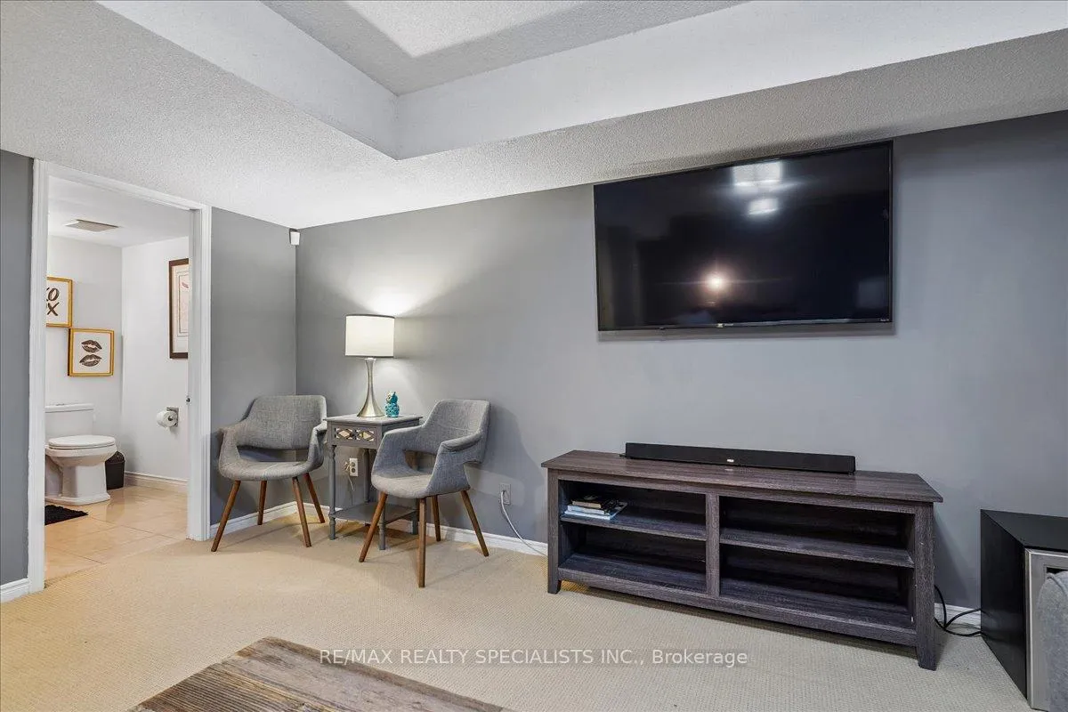 Photo 33 of Unit 3, 1507 Upper Middle Road, Burlington, Tyandaga — HOMEH