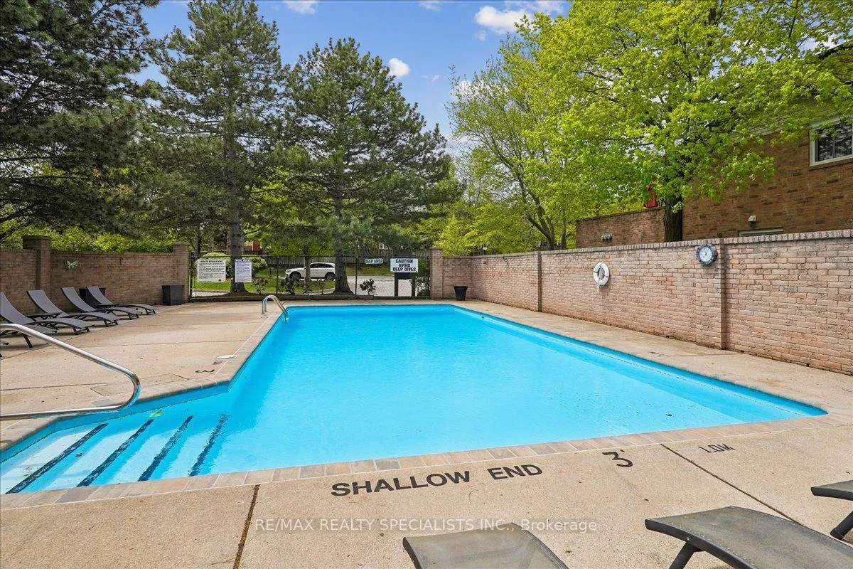 Photo 40 of Unit 3, 1507 Upper Middle Road, Burlington, Tyandaga — HOMEH