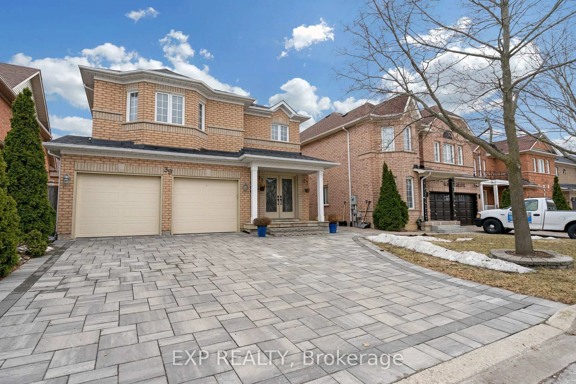 Photo 1 of 39 Monte Cristi Street, Vaughan, Vellore Village — HOMEH