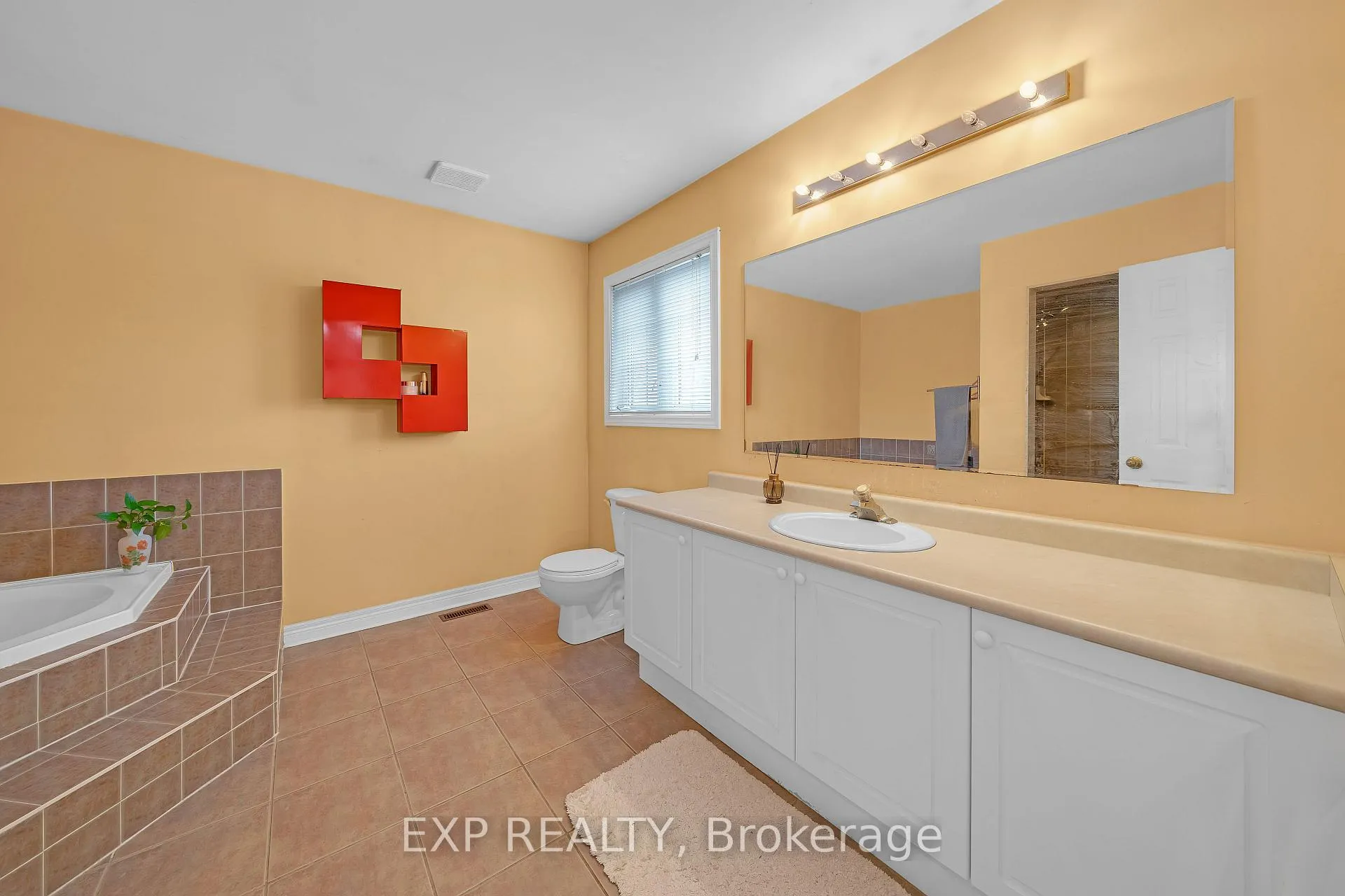Photo 21 of 39 Monte Cristi Street, Vaughan, Vellore Village — HOMEH