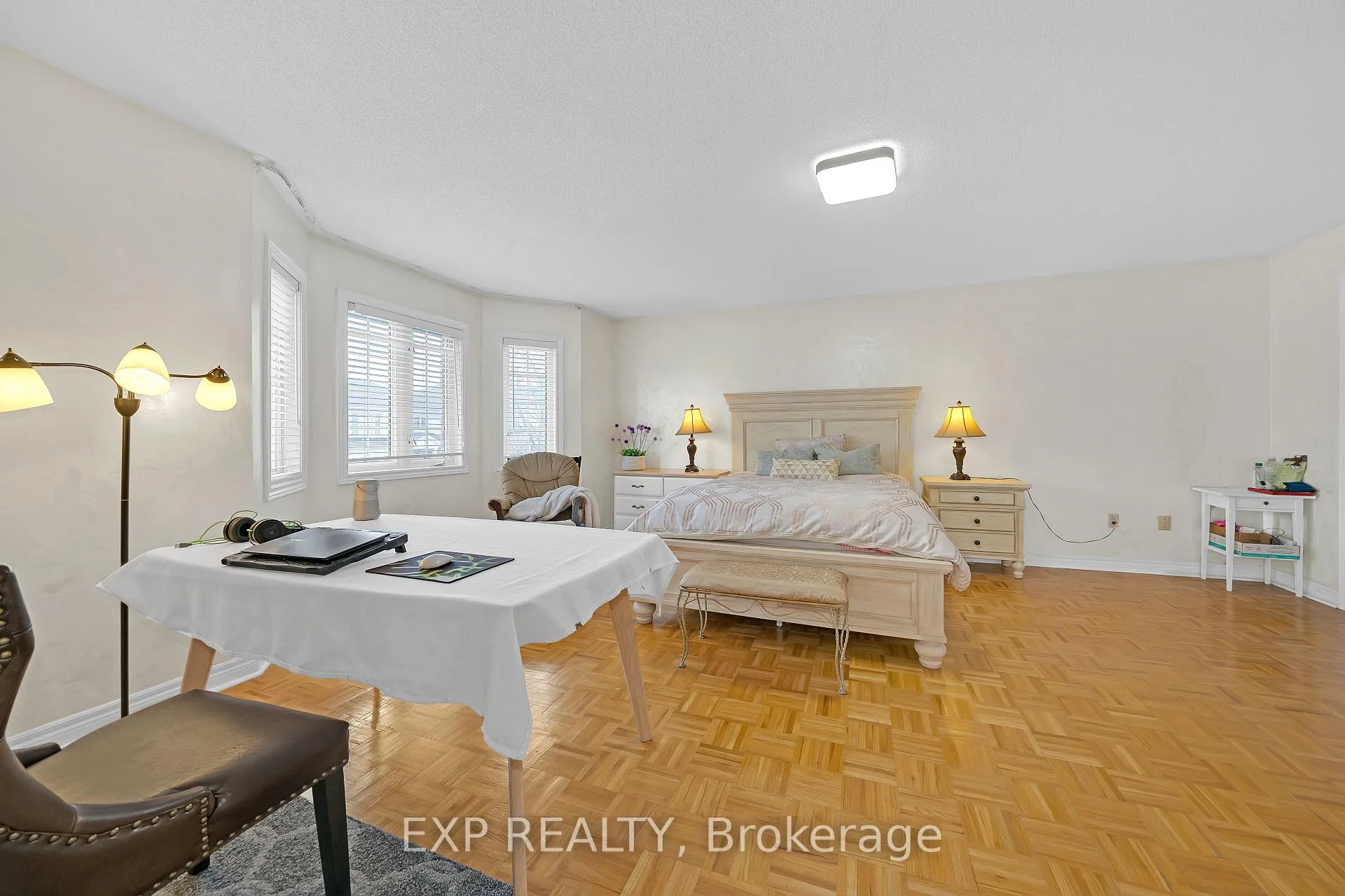Photo 23 of 39 Monte Cristi Street, Vaughan, Vellore Village — HOMEH