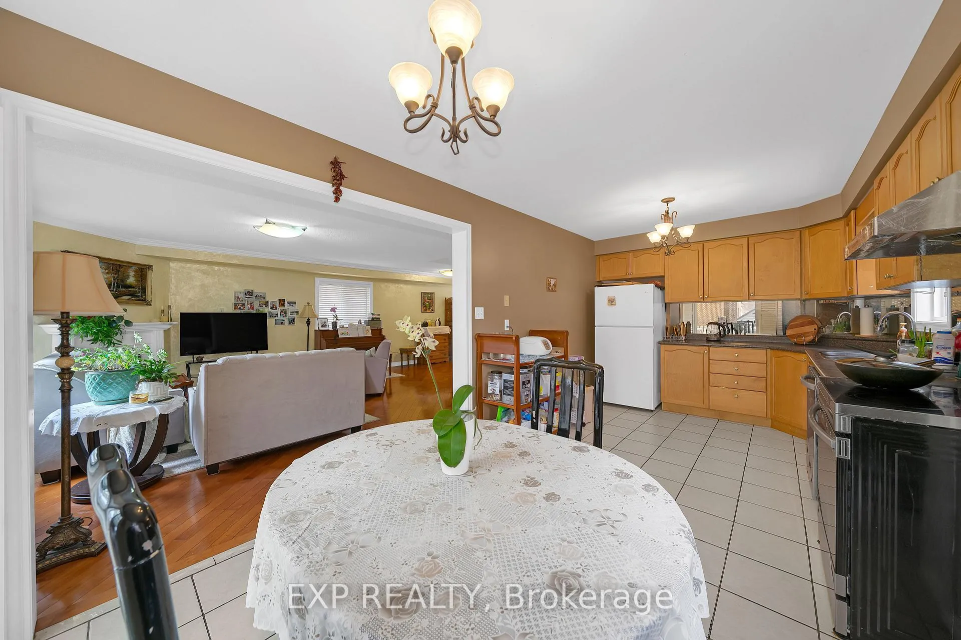 Photo 32 of 39 Monte Cristi Street, Vaughan, Vellore Village — HOMEH