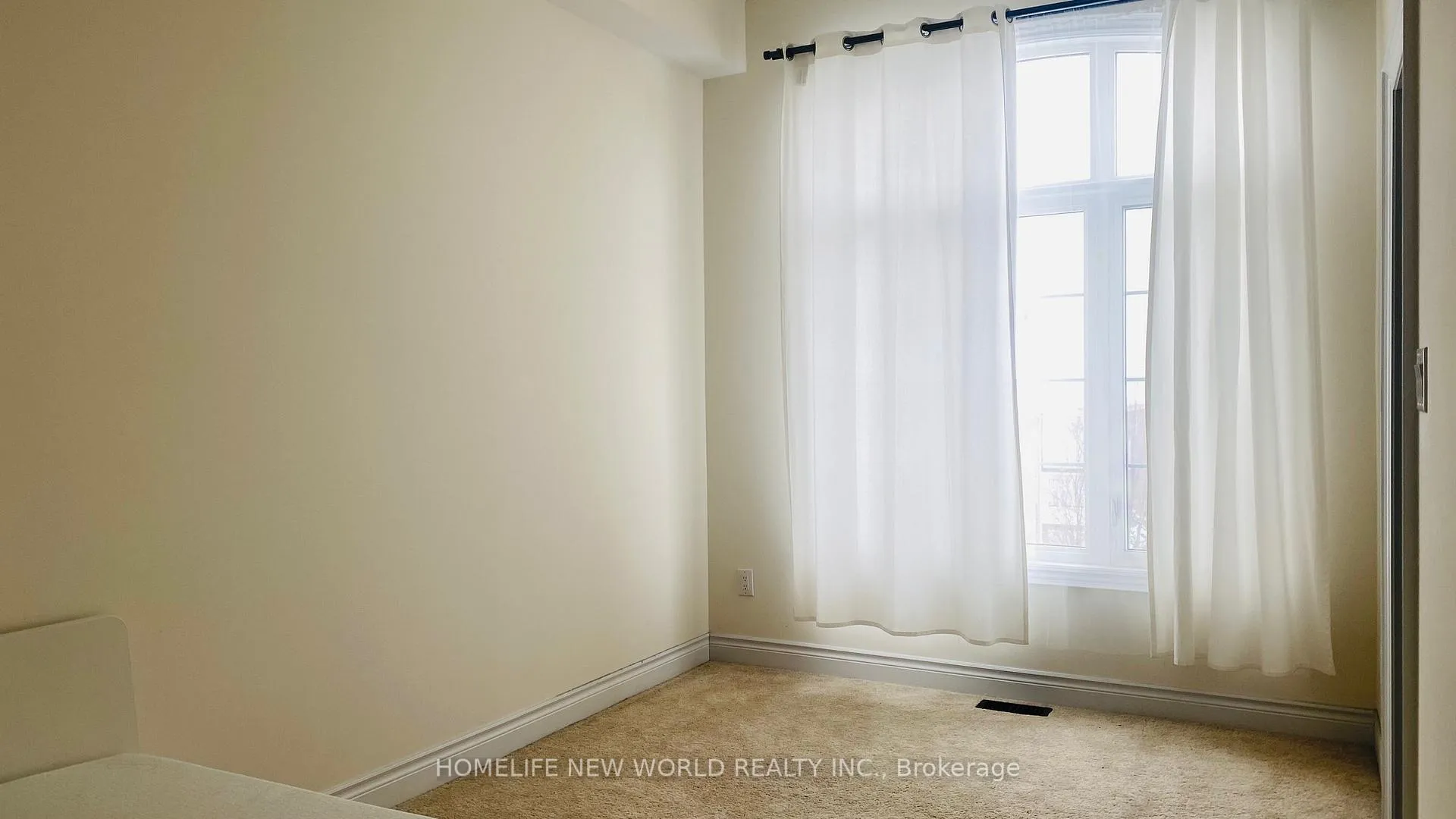 Photo 8 of 6 Royal Aberdeen Road, Markham, Angus Glen — HOMEH