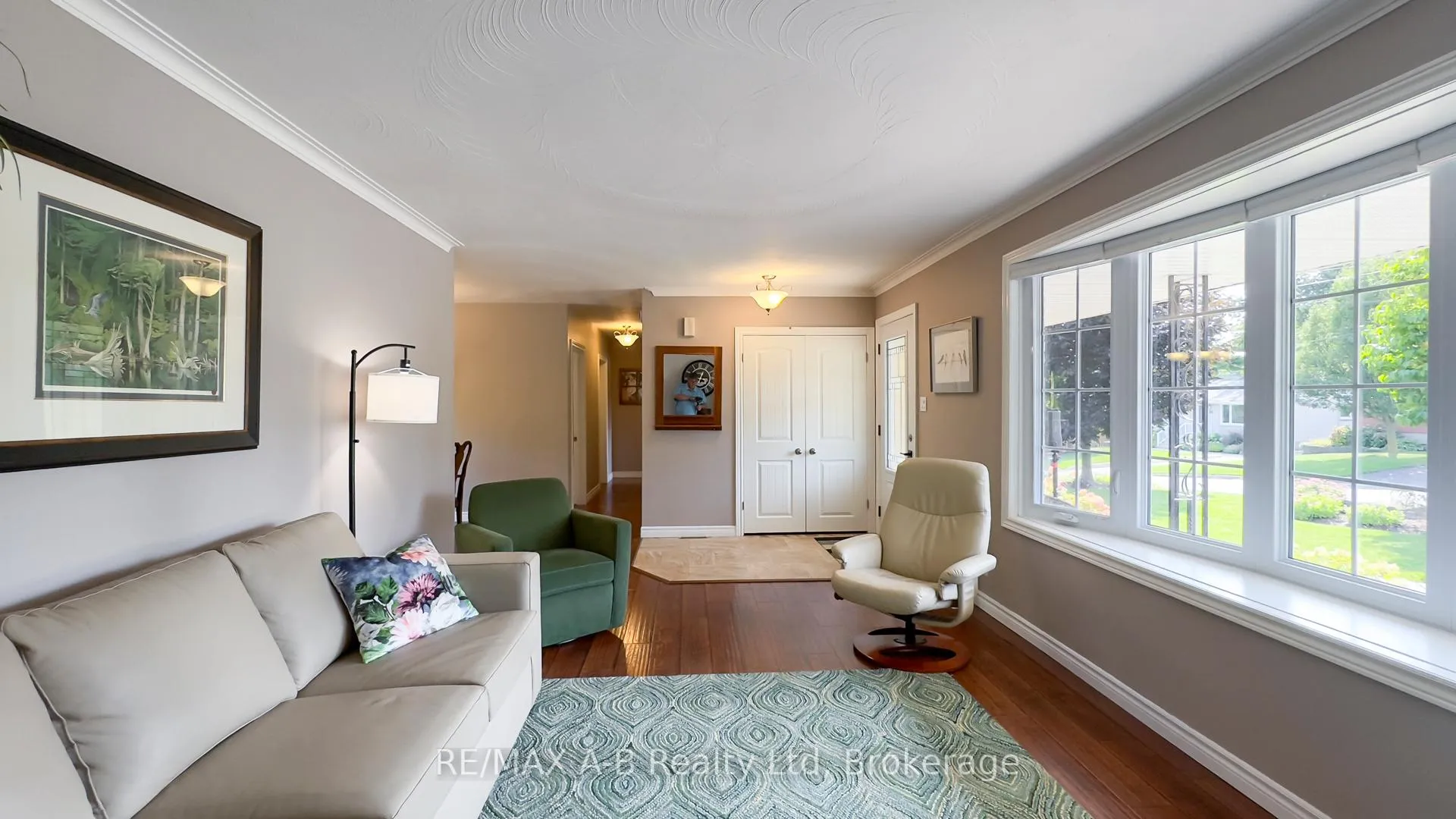 Photo 9 of 43 Widder Street W, St. Marys — HOMEH