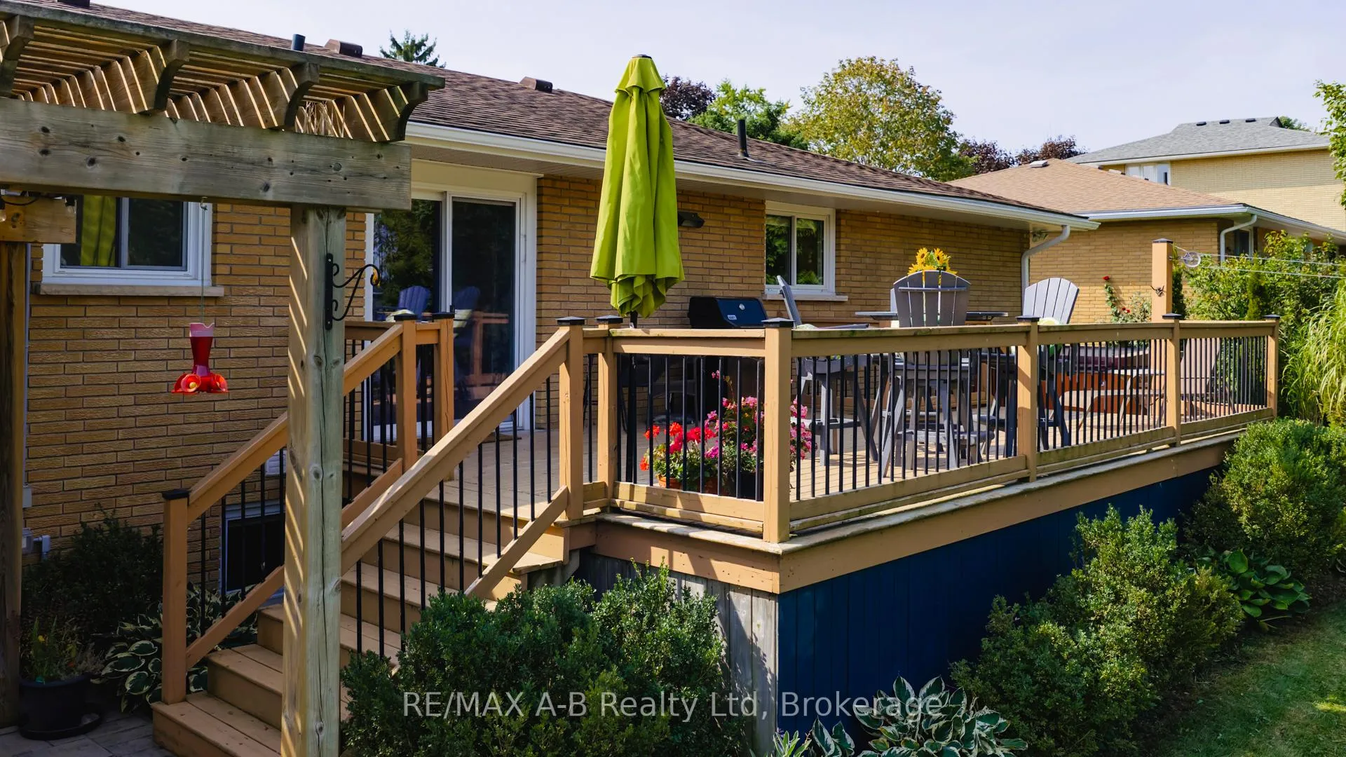 Photo 53 of 43 Widder Street W, St. Marys — HOMEH