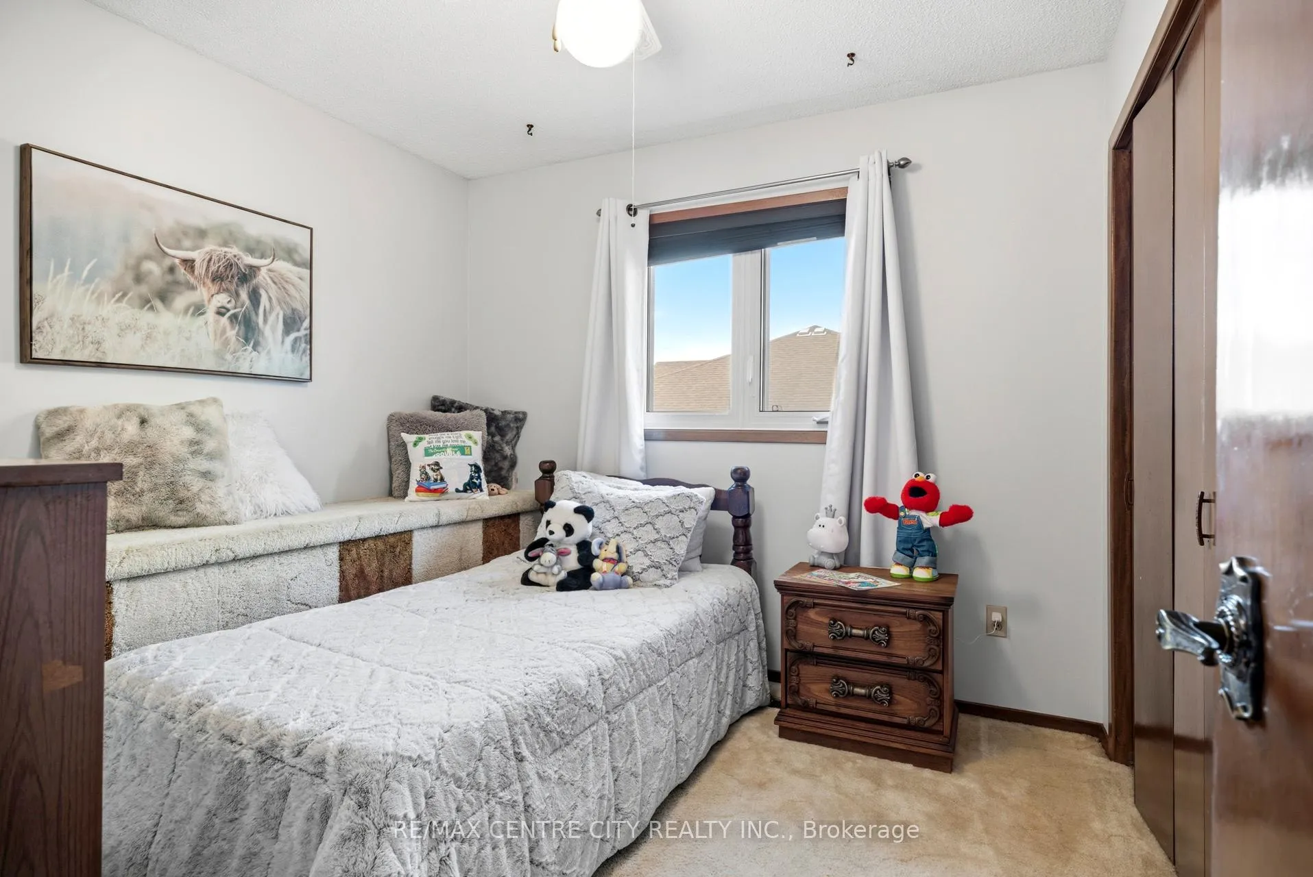 Photo 20 of 32 Brock Street, St. Thomas — HOMEH