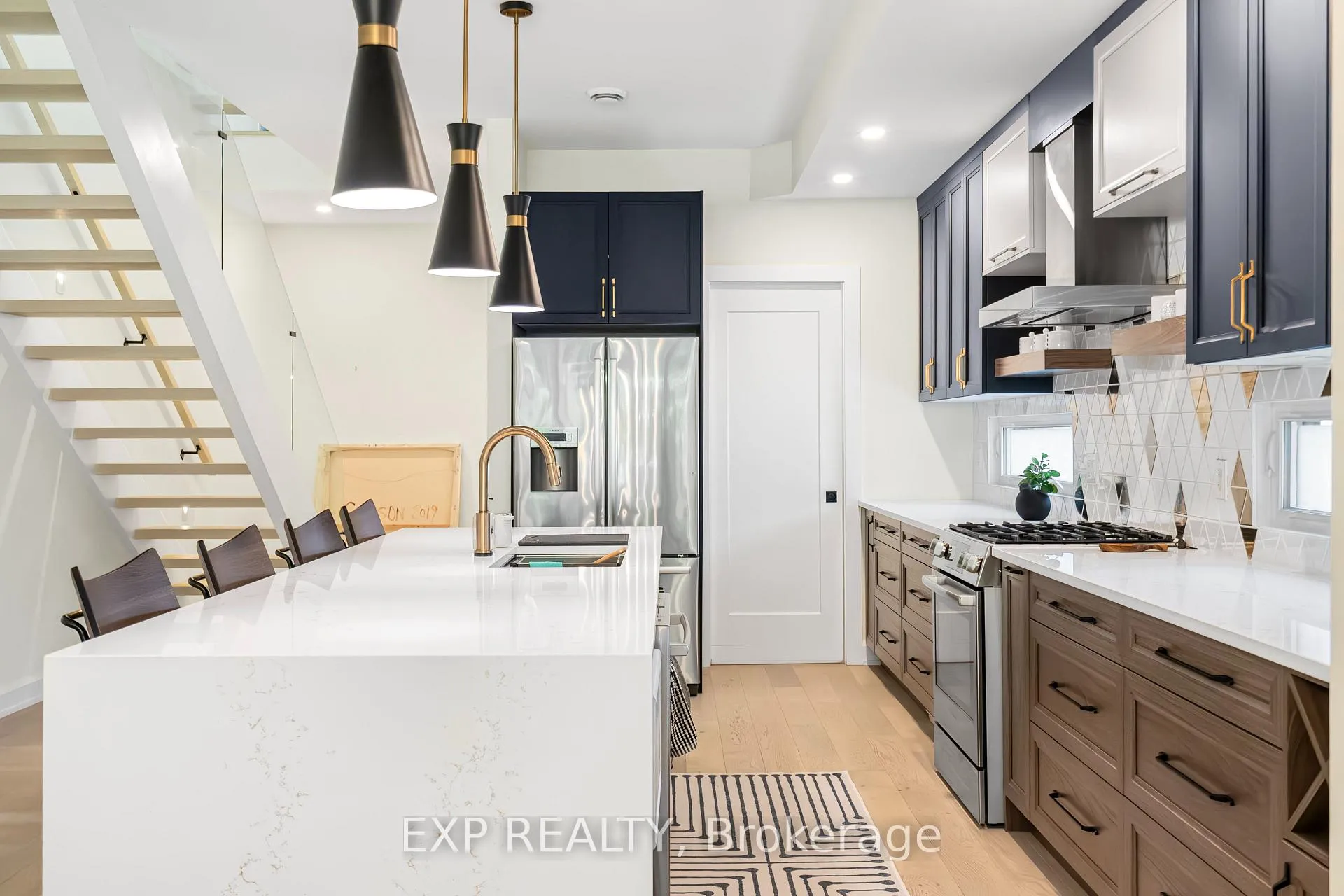 Photo 12 of Unit A, 527 Broadhead Avenue, Ottawa, Westboro/Hampton Park — HOMEH