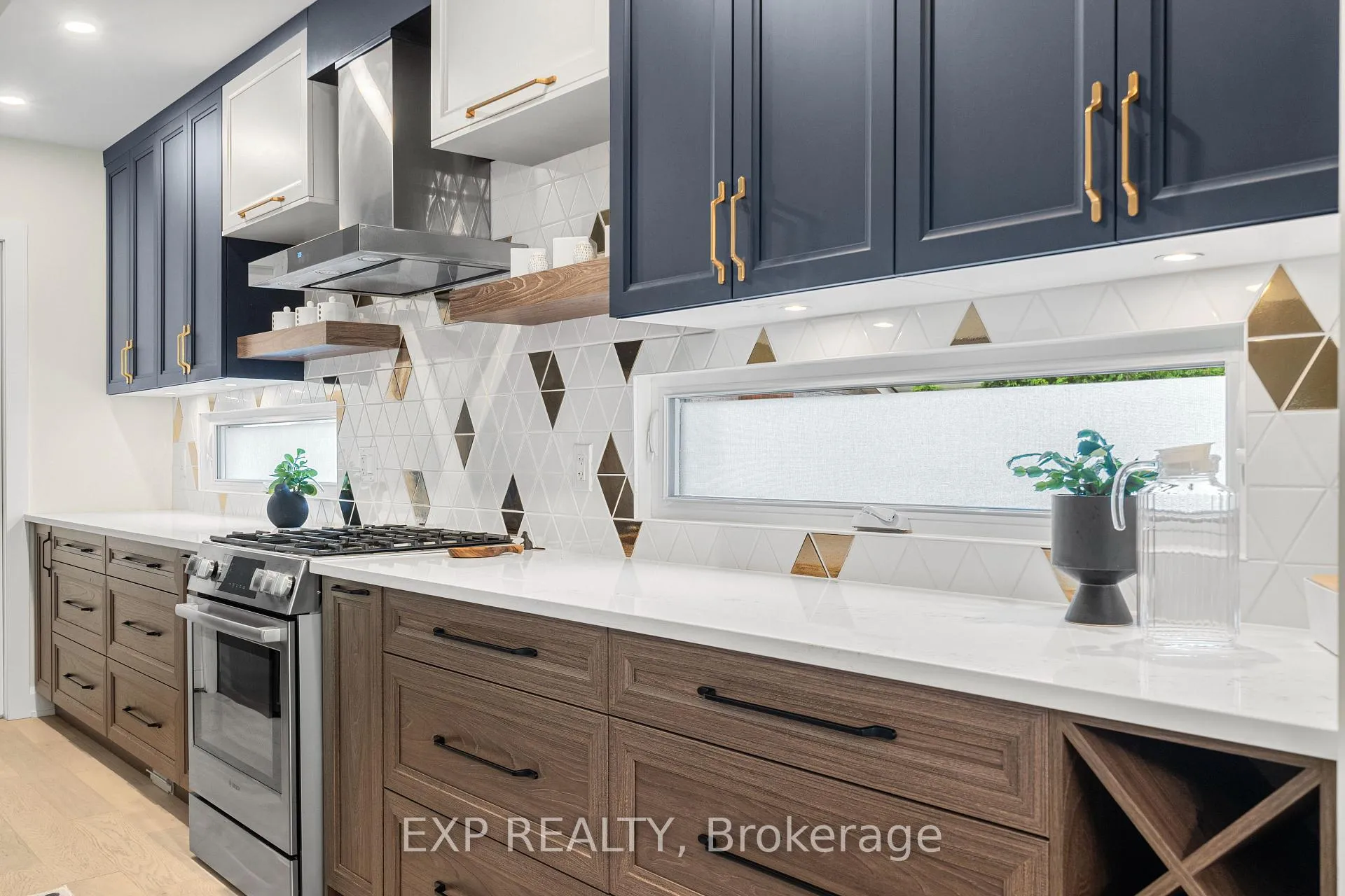 Photo 13 of Unit A, 527 Broadhead Avenue, Ottawa, Westboro/Hampton Park — HOMEH