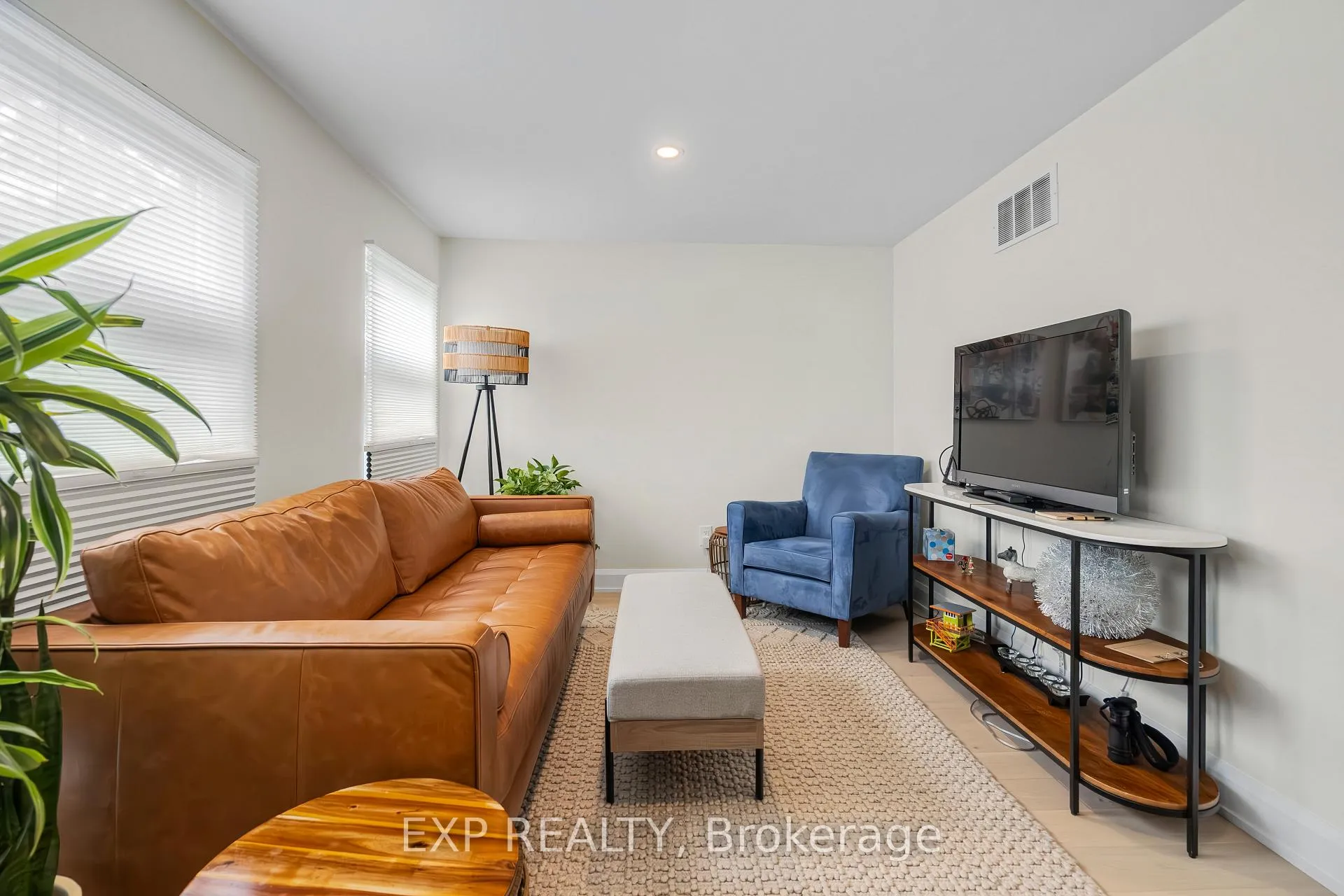 Photo 27 of Unit A, 527 Broadhead Avenue, Ottawa, Westboro/Hampton Park — HOMEH