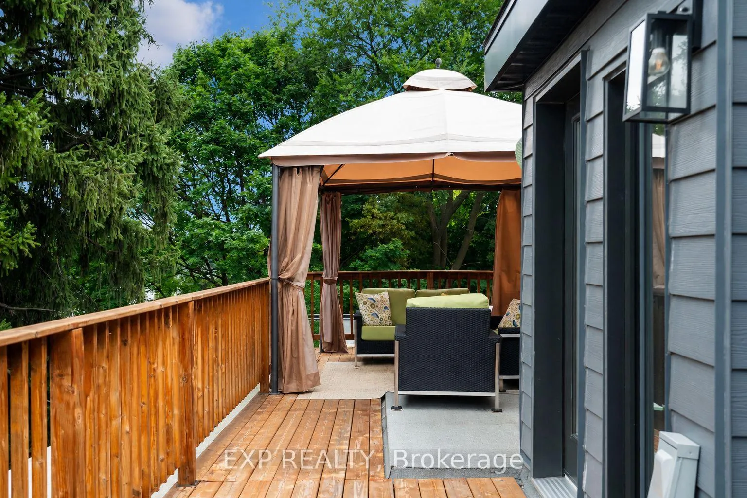 Photo 32 of Unit A, 527 Broadhead Avenue, Ottawa, Westboro/Hampton Park — HOMEH